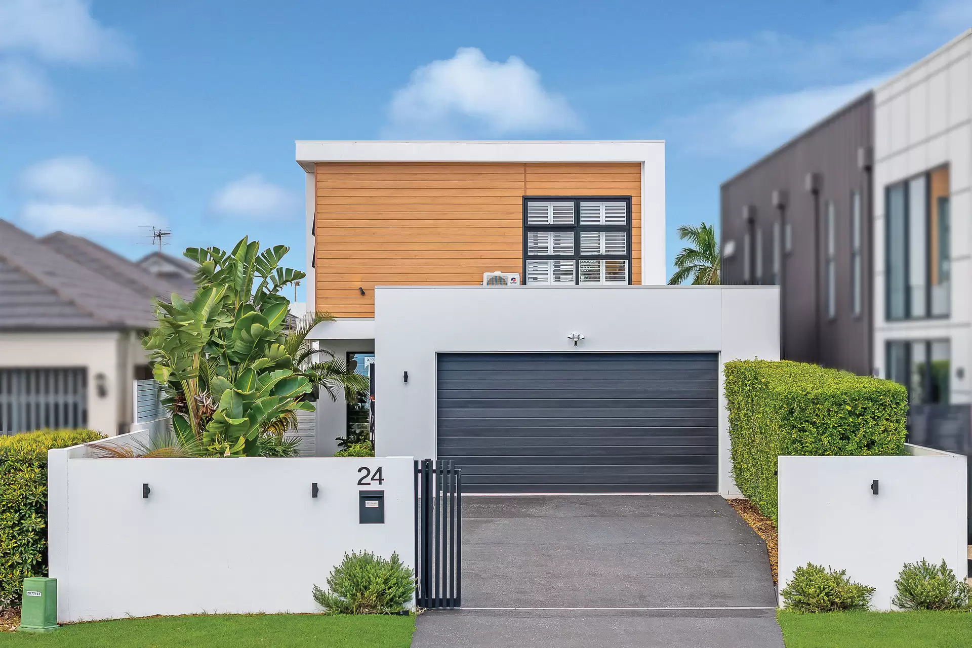 24 Seacrest Court, Raby Bay Sold by Queensland Sotheby's International Realty - image 1