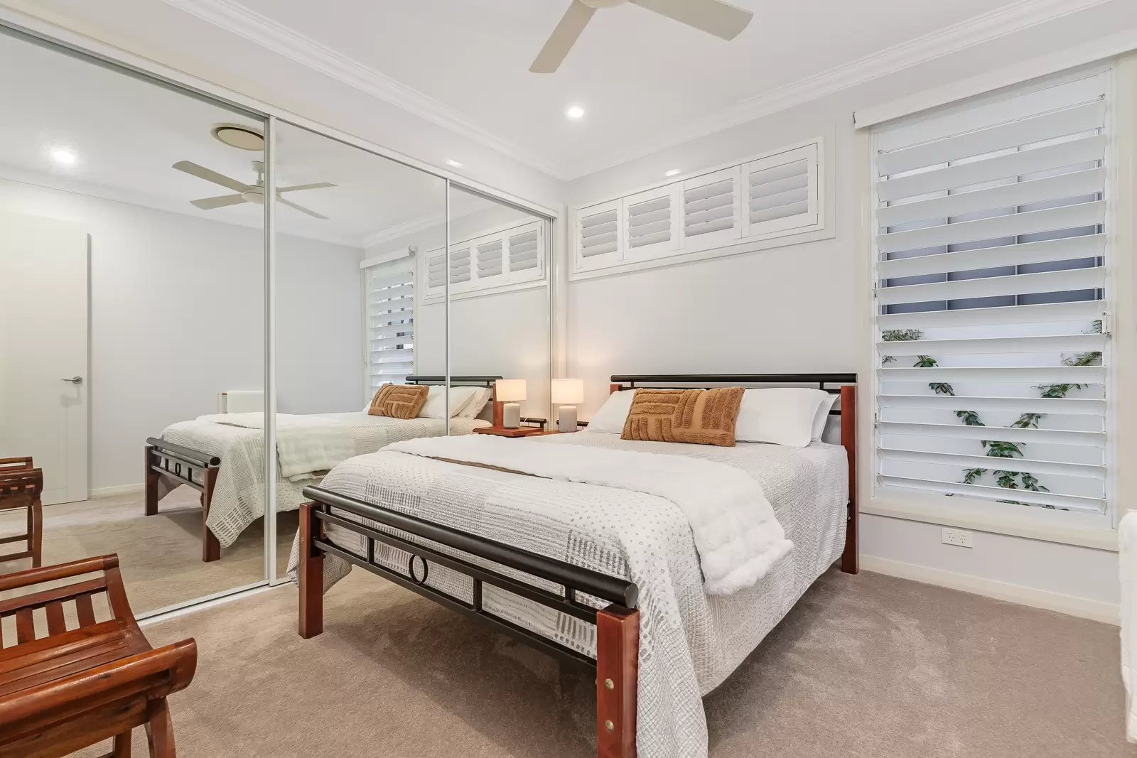 23 Seacrest Court, Raby Bay Sold by Queensland Sotheby's International Realty - image 1