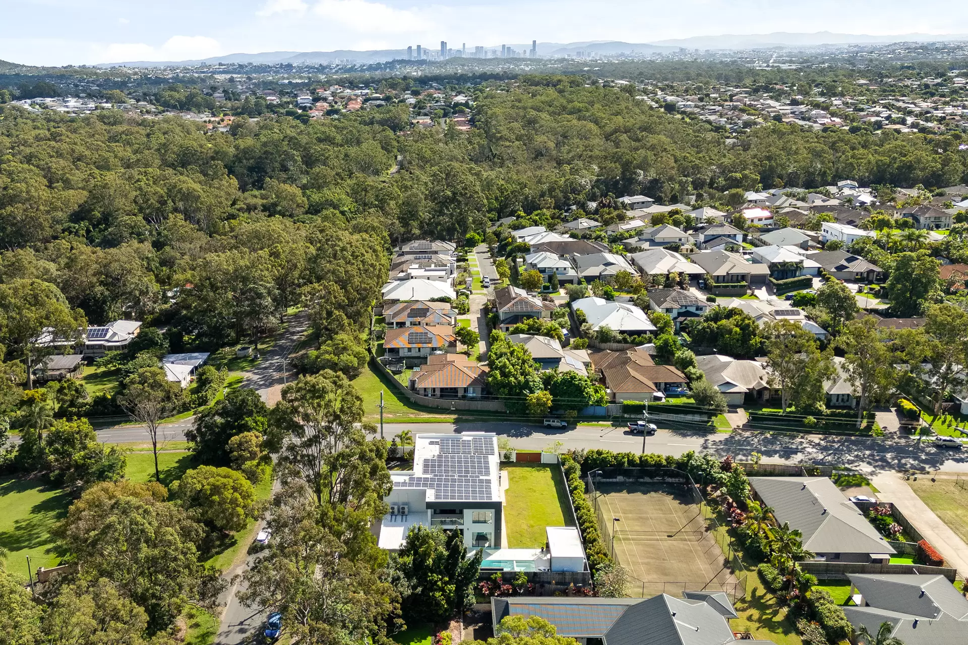 69 Ermelo Road, Gumdale Sold by Queensland Sotheby's International Realty - image 1
