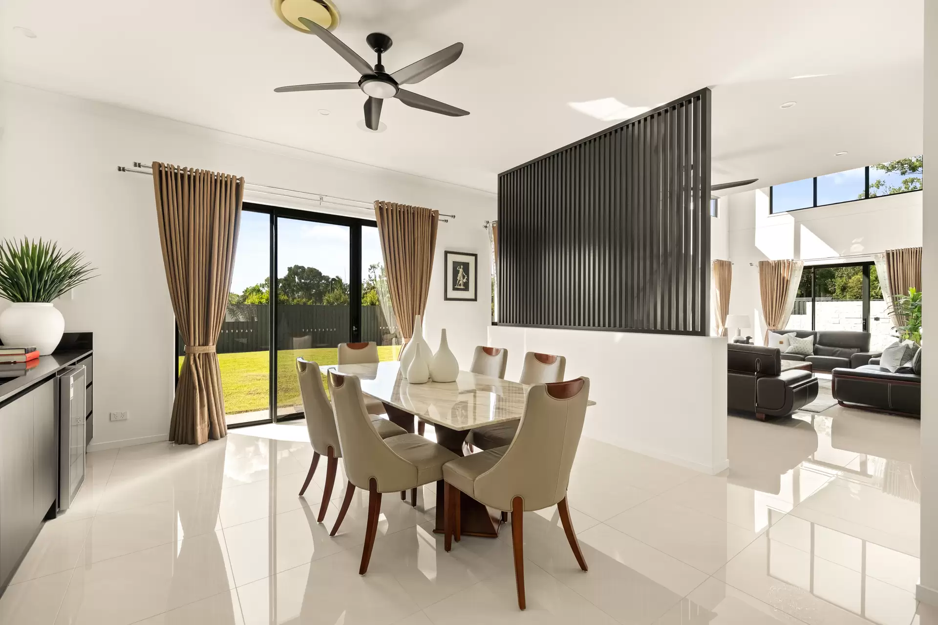 69 Ermelo Road, Gumdale Sold by Queensland Sotheby's International Realty - image 1