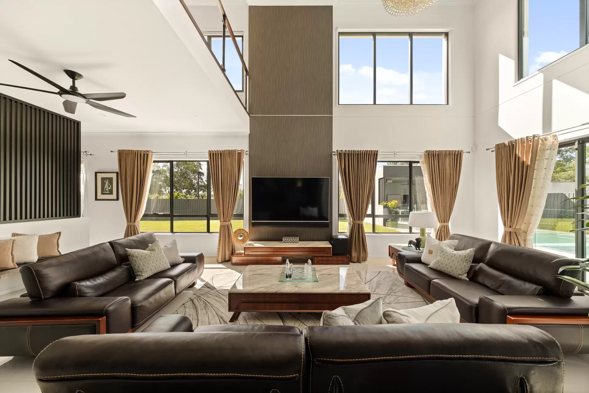 69 Ermelo Road, Gumdale Sold by Queensland Sotheby's International Realty - image 1