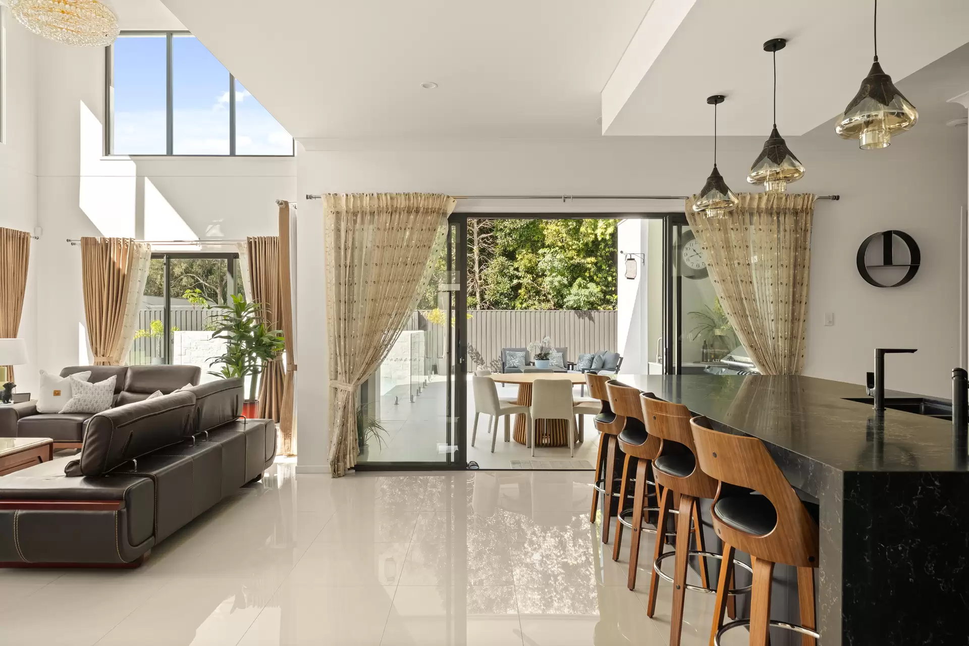 69 Ermelo Road, Gumdale Sold by Queensland Sotheby's International Realty - image 1