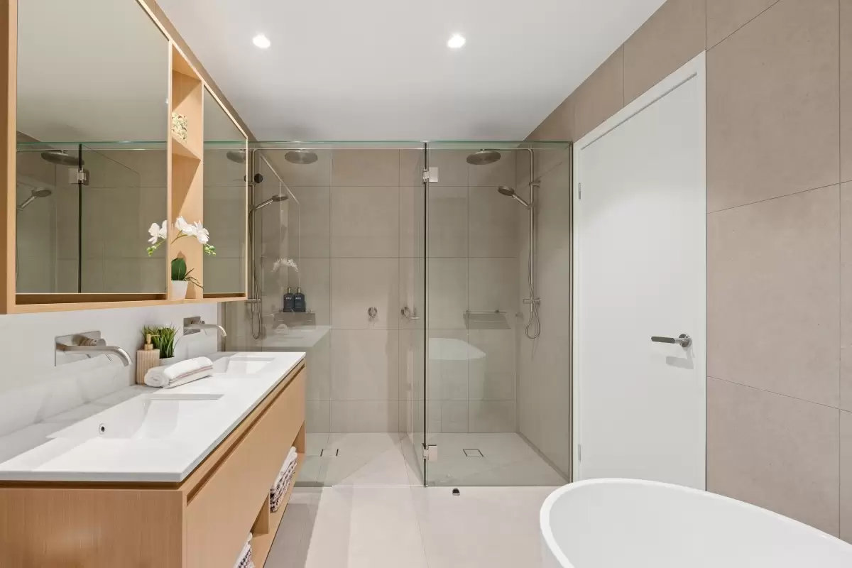 1202/4 Seventeenth Avenue, Palm Beach Sold by  - image 1