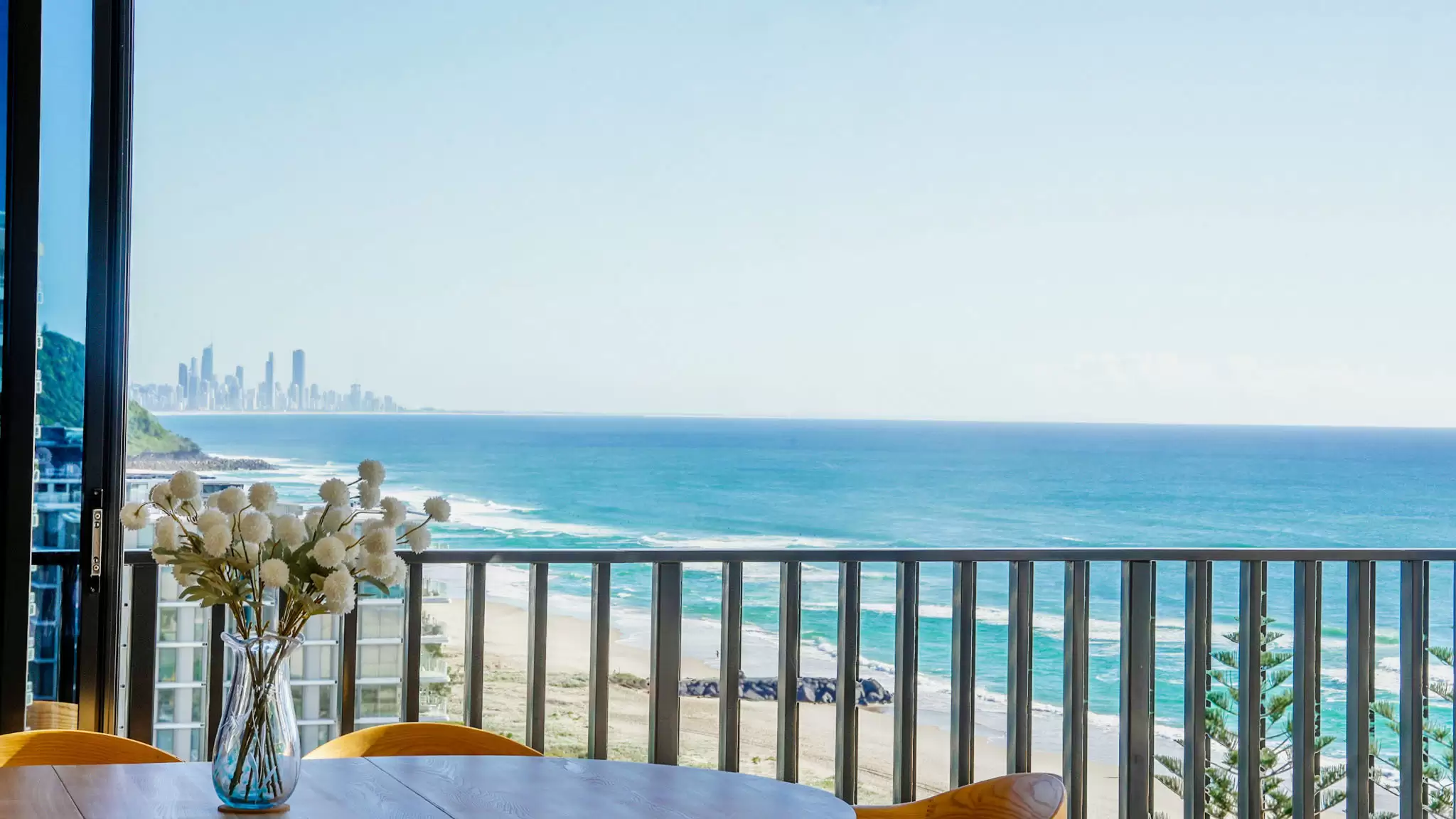1202/4 Seventeenth Avenue, Palm Beach Sold by Queensland Sotheby's International Realty - image 1