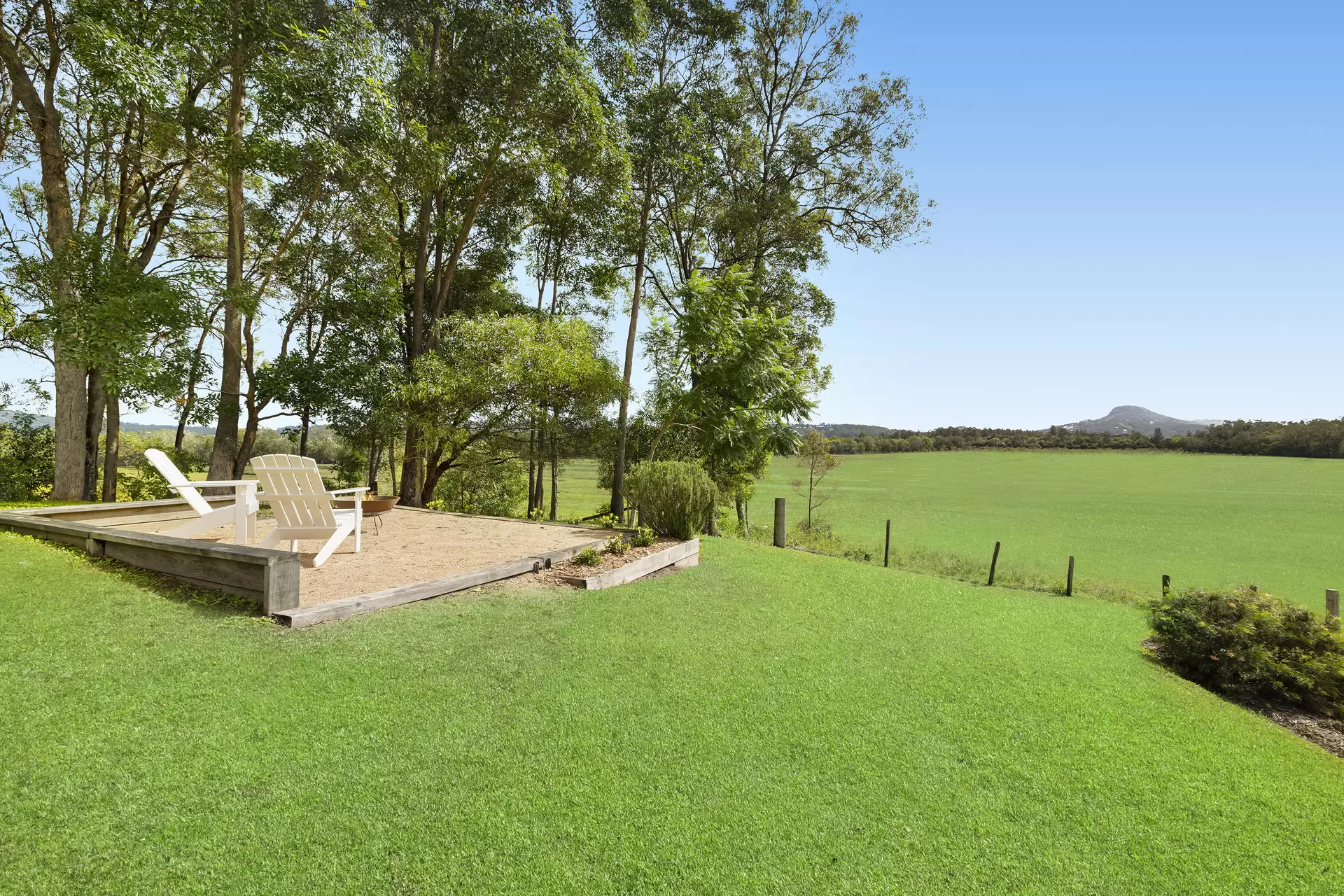 75 Espin Road, Bli Bli Sold by Queensland Sotheby's International Realty - image 1