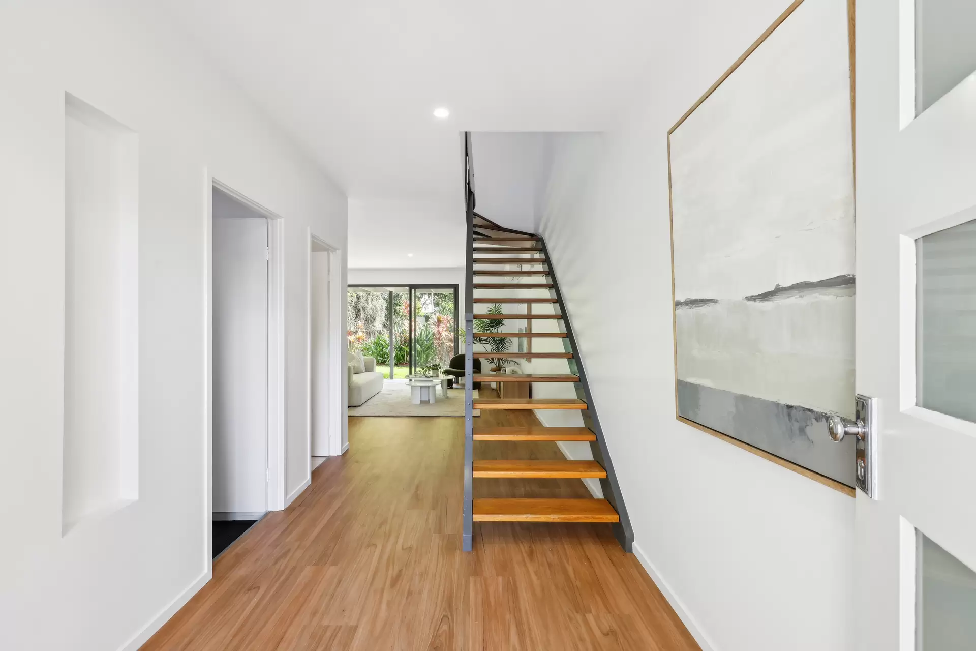 2/6 Egerton Street, Southport Sold by Queensland Sotheby's International Realty - image 1
