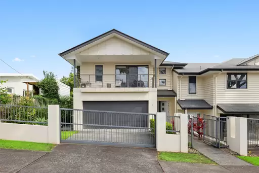 2/6 Egerton Street, Southport Sold by Queensland Sotheby's International Realty