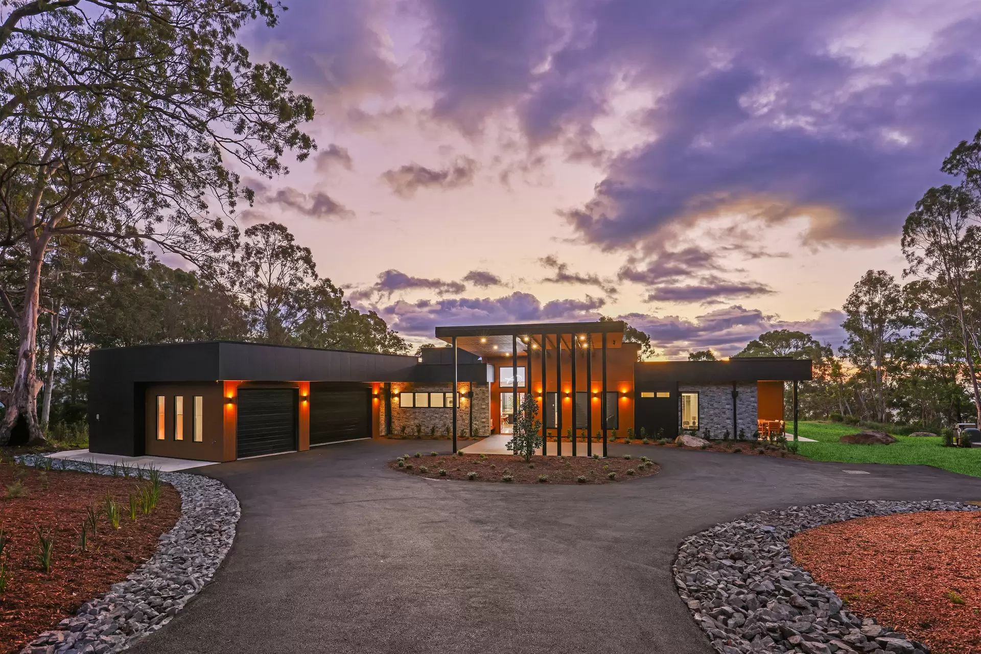905B Main Western Road, Tamborine Mountain Sold by Queensland Sotheby's International Realty - image 1