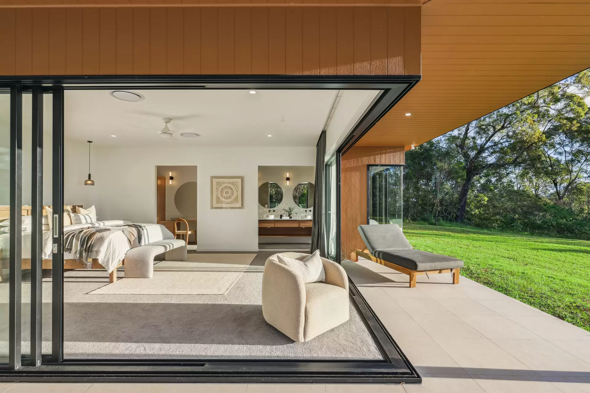 905B Main Western Road, Tamborine Mountain Sold by Queensland Sotheby's International Realty - image 1