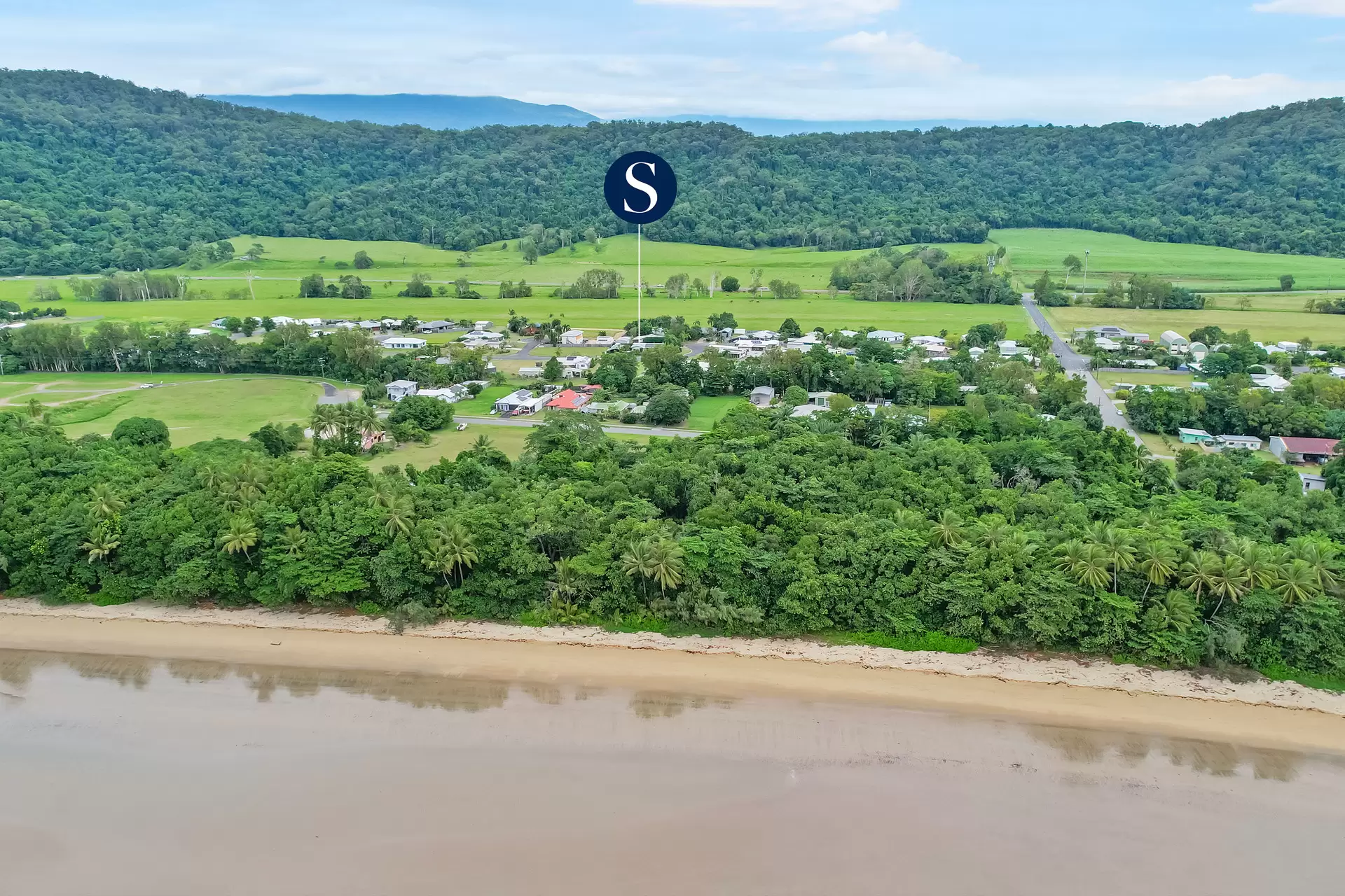 2 Sylvia Close, Wonga Beach Sold by Queensland Sotheby's International Realty - image 1