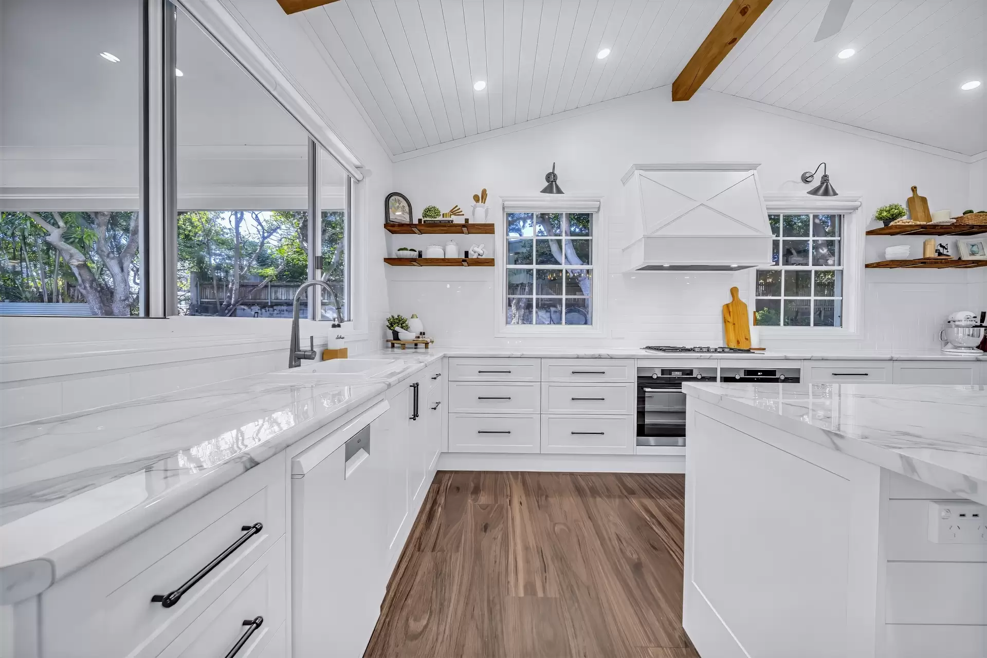 24 John Street, Bowen Sold by Queensland Sotheby's International Realty - image 1