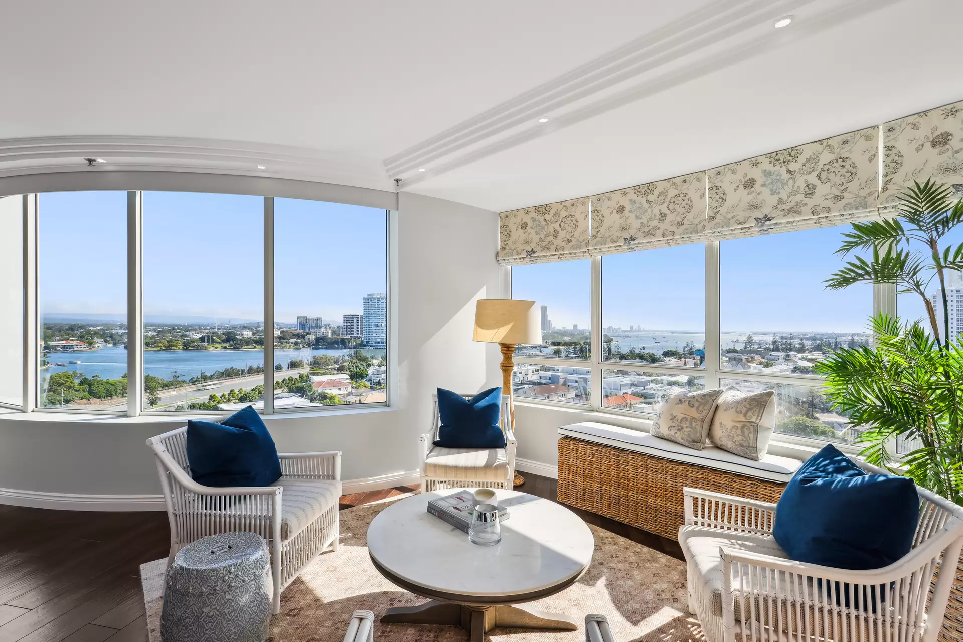 39/3 Tedder Avenue, Main Beach Sold by Queensland Sotheby's International Realty - image 1