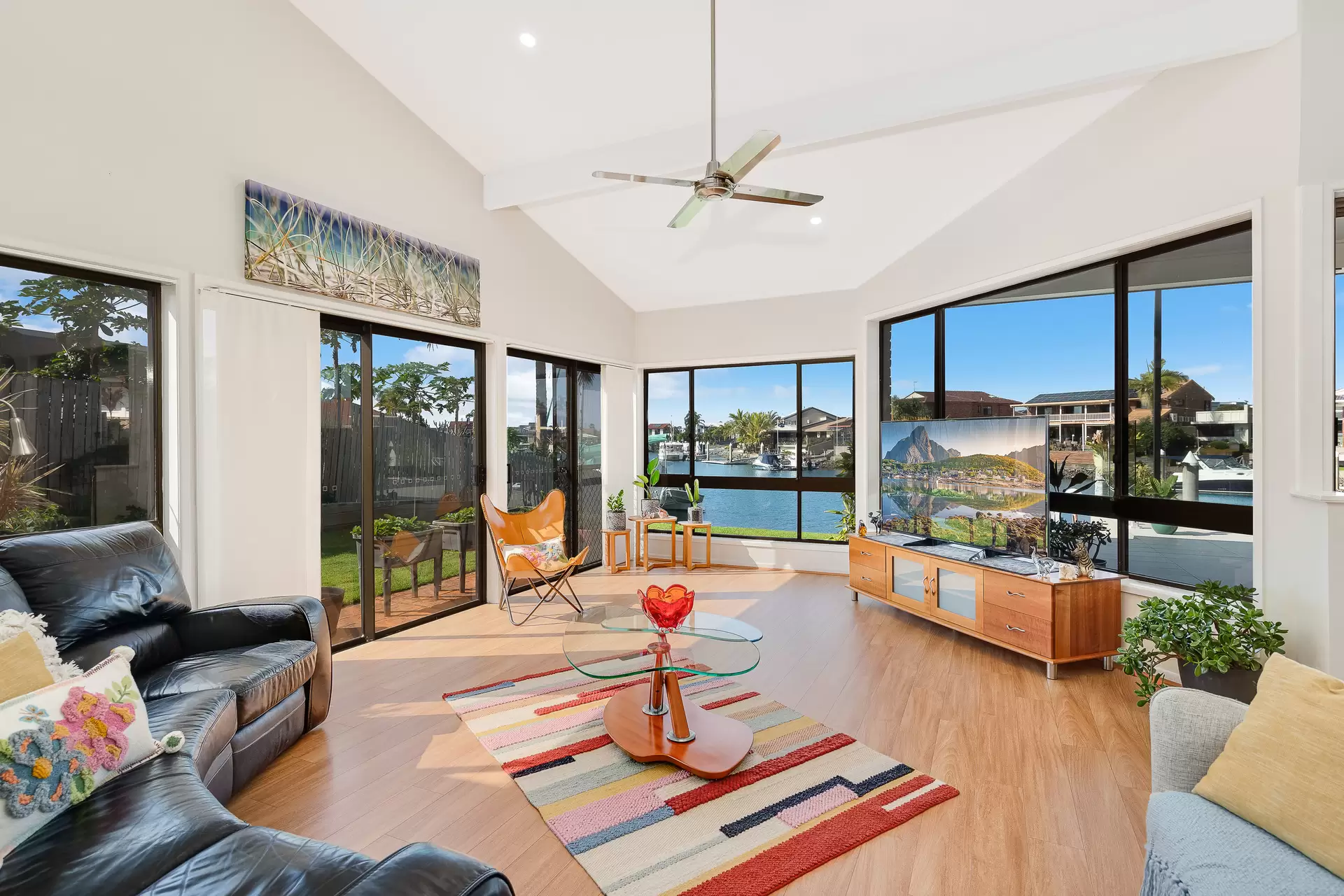 7 Anchorage Drive, Raby Bay Sold by Queensland Sotheby's International Realty - image 1