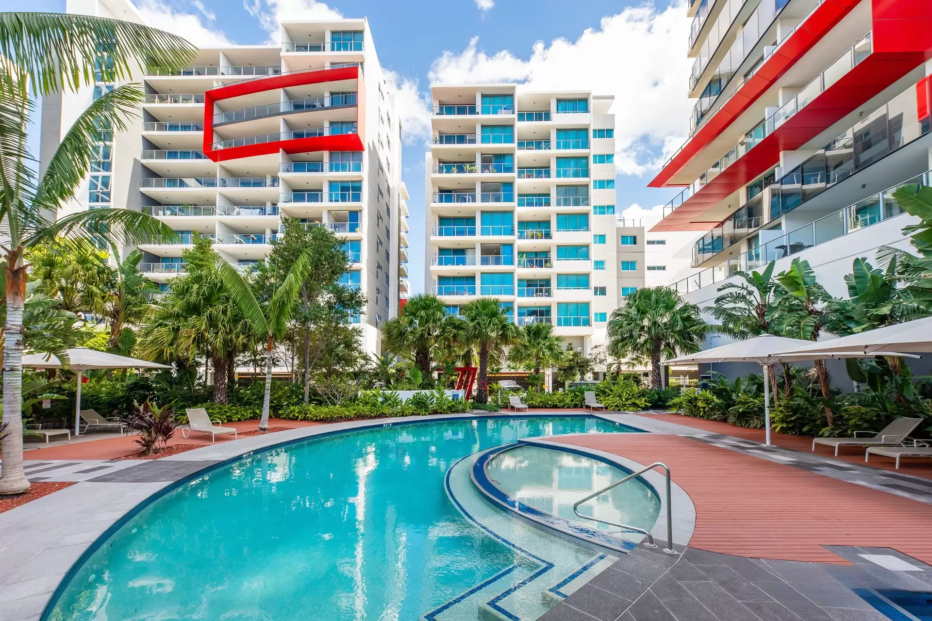 2803/25-31 East Quay Drive, Biggera Waters Sold by  - image 1