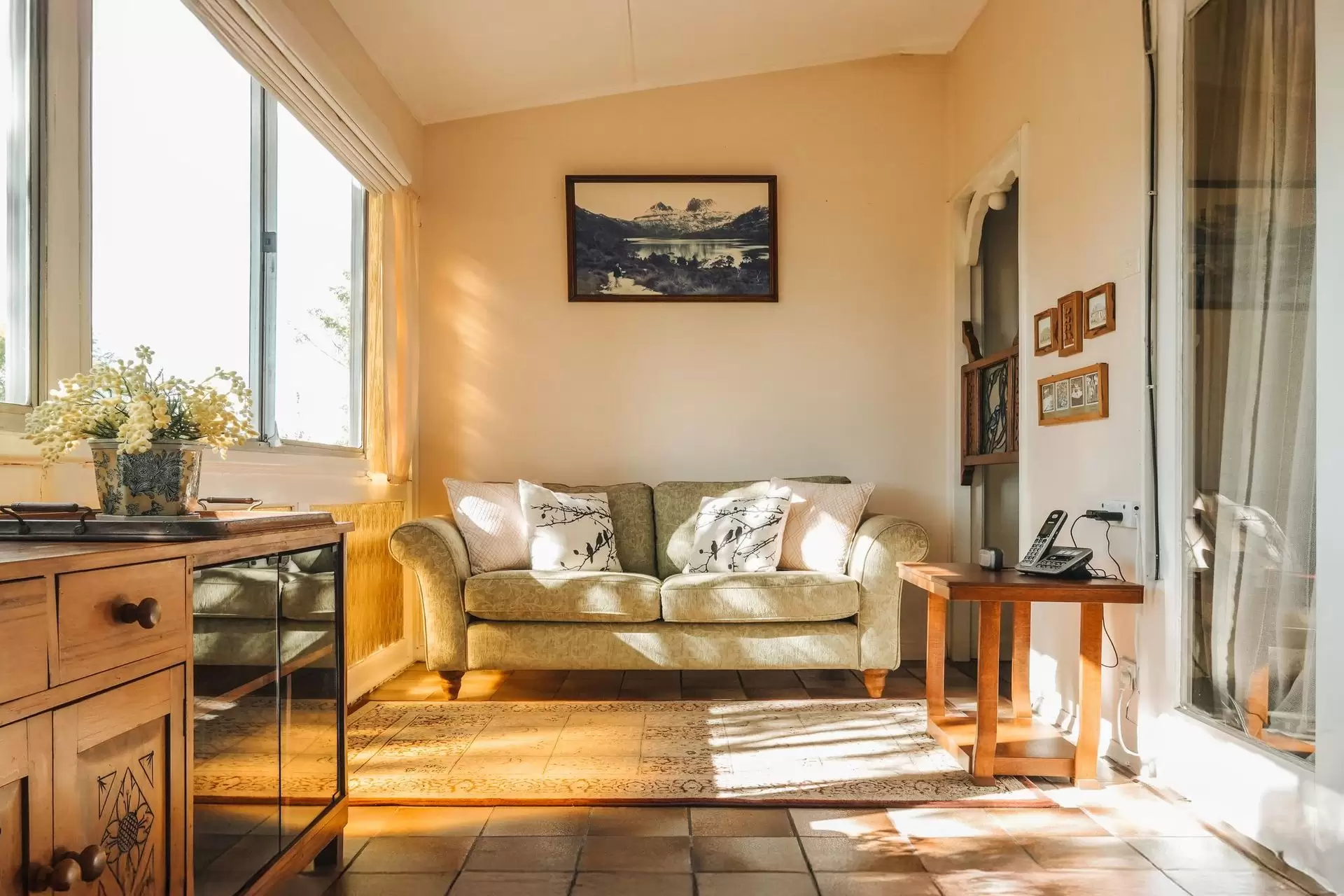 33 Cotswold Street, Carina Sold by  - image 1
