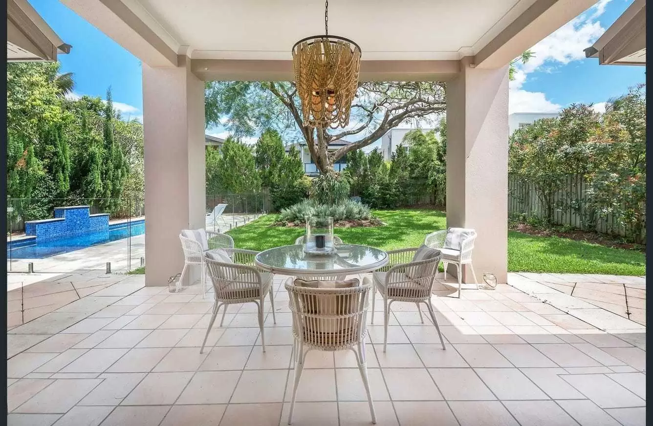 12 Yacht Street, Southport Sold by Queensland Sotheby's International Realty - image 1