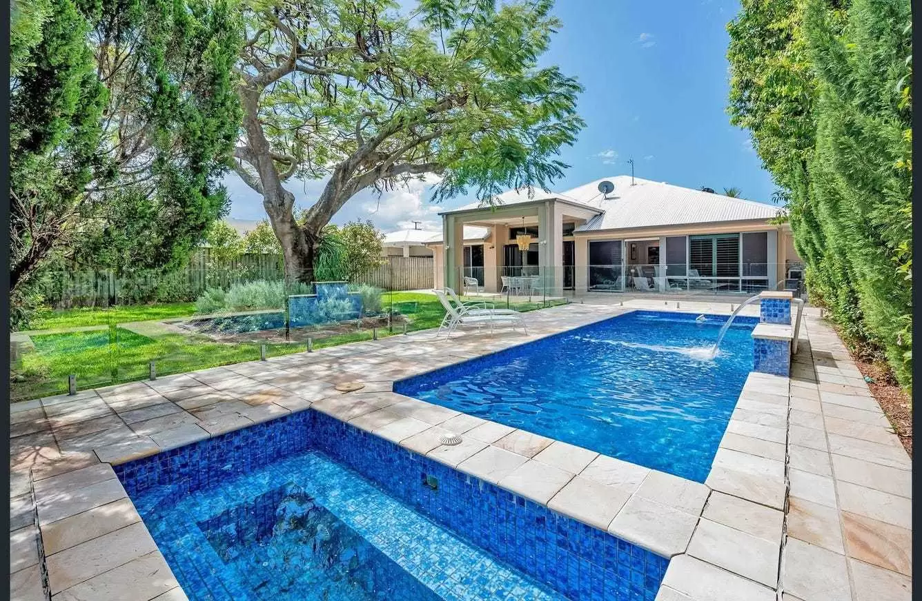 12 Yacht Street, Southport Sold by Queensland Sotheby's International Realty - image 1