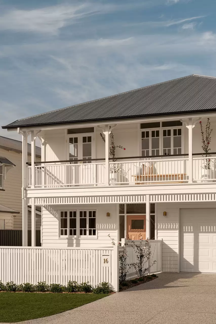 16 Hamson Terrace, Nundah Sold by Queensland Sotheby's International Realty - image 1
