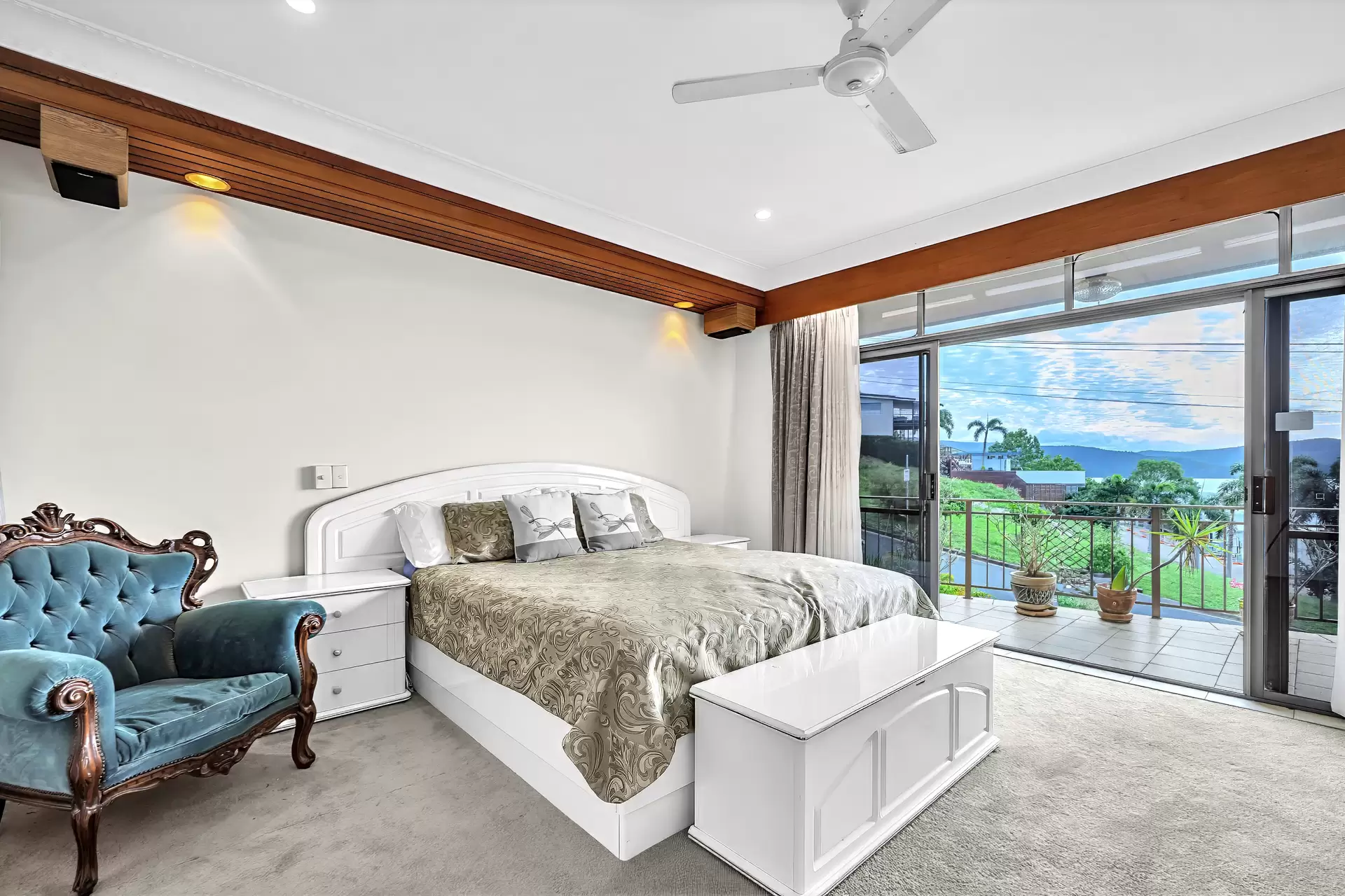 5 Kara Crescent, Airlie Beach Sold by  - image 1