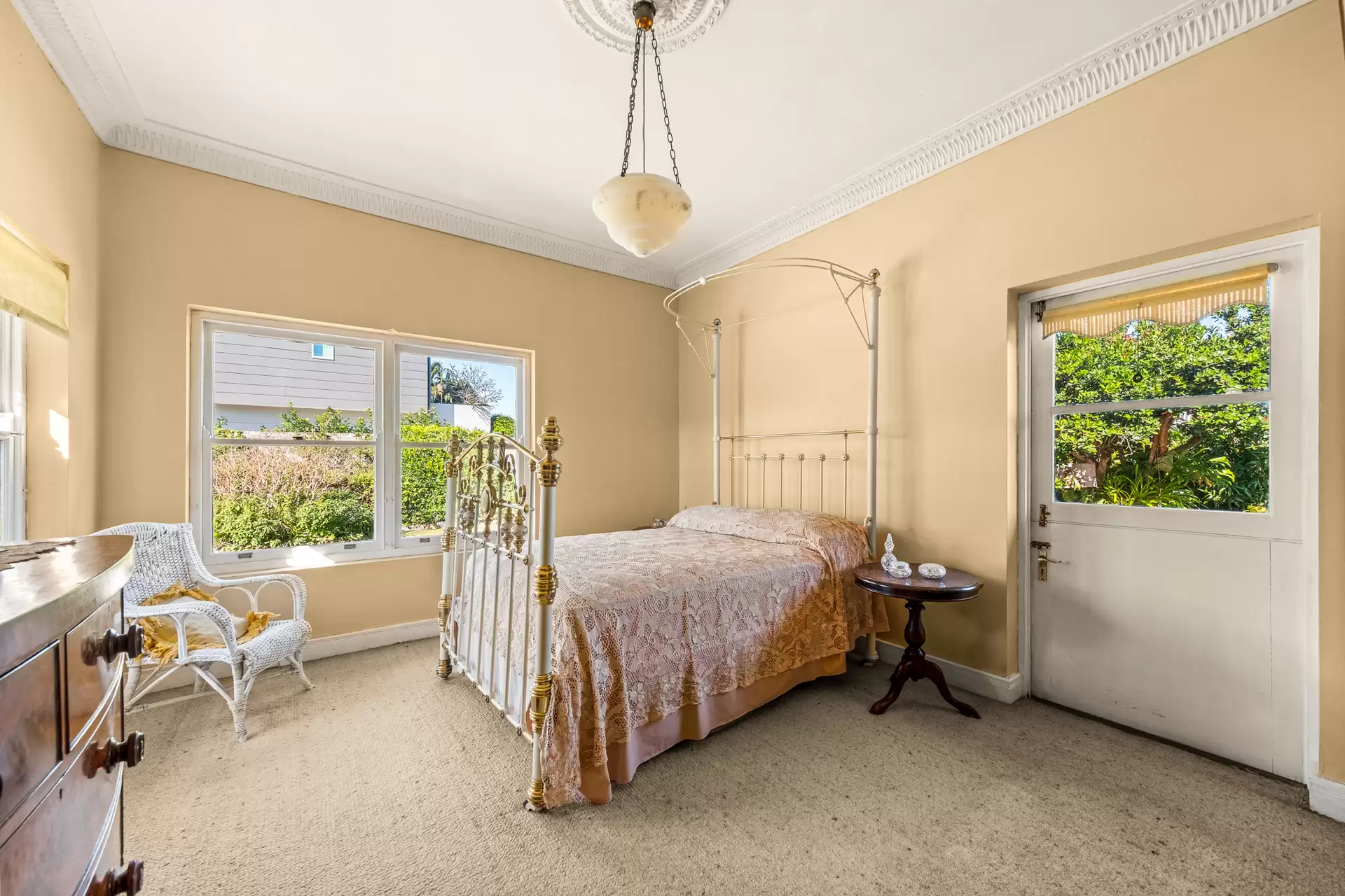 48 Highcrest Avenue, Wavell Heights Sold by Queensland Sotheby's International Realty - image 1
