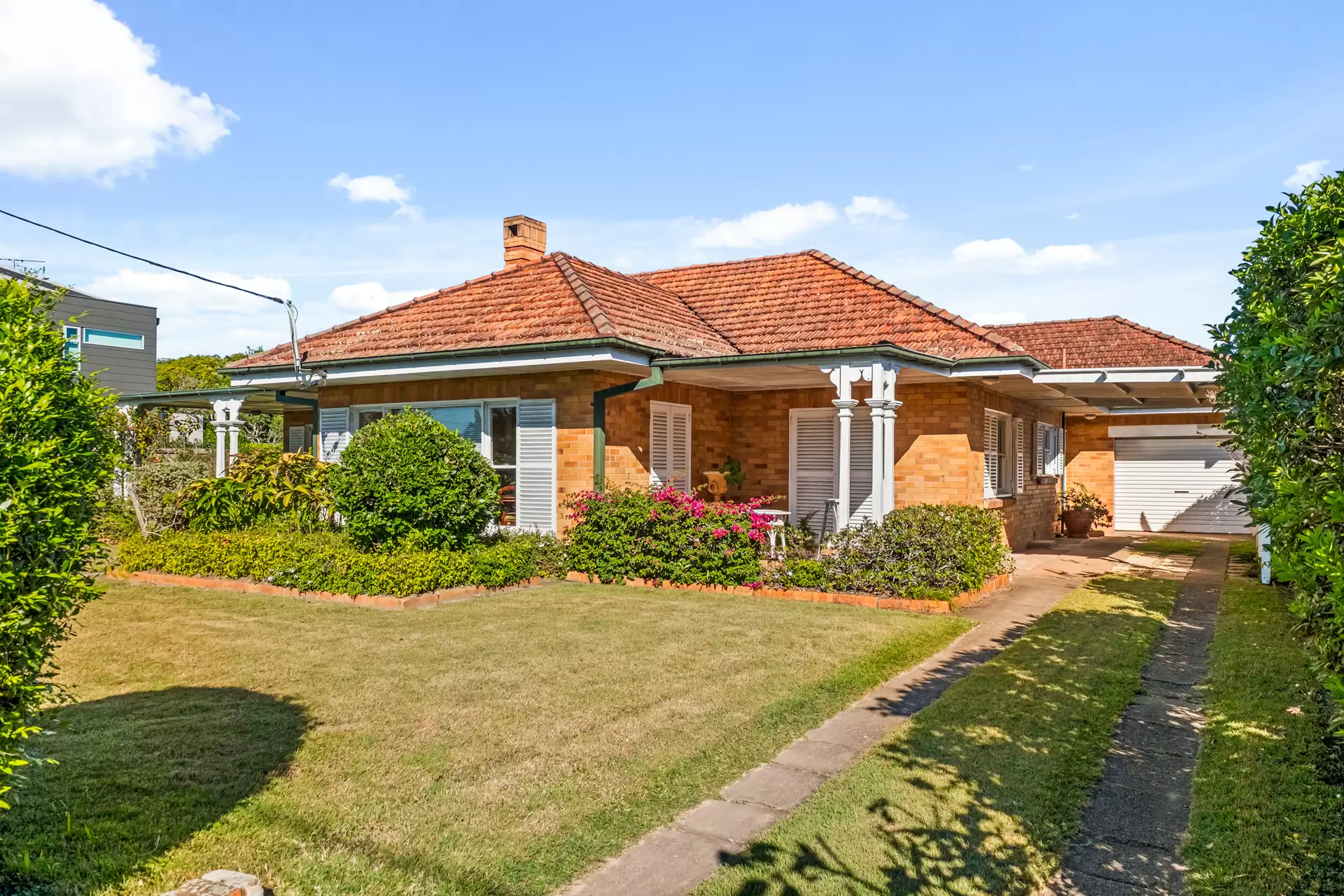 48 Highcrest Avenue, Wavell Heights Sold by Queensland Sotheby's International Realty - image 1