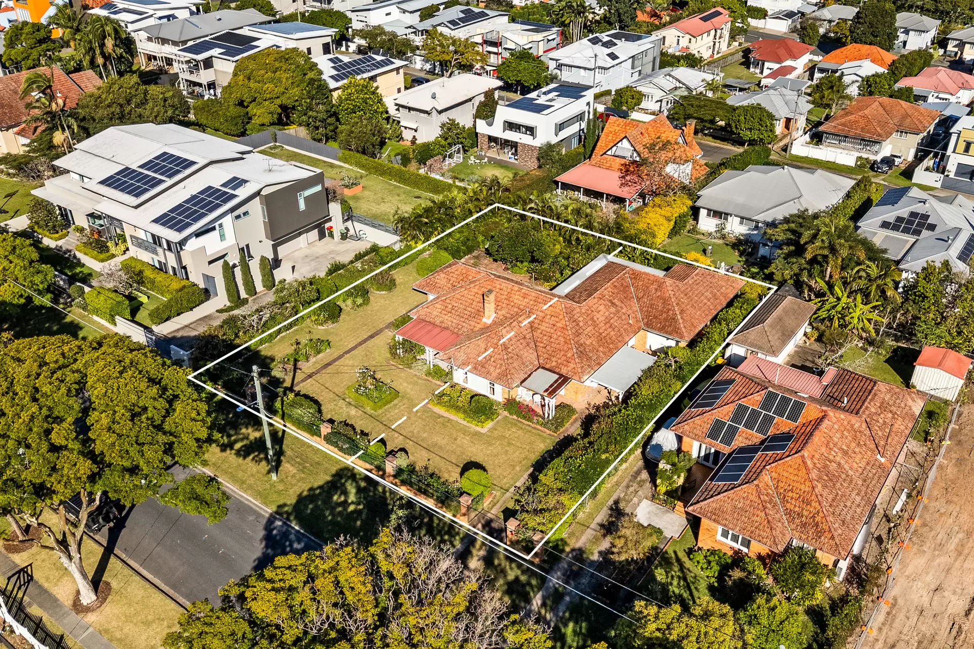 48 Highcrest Avenue, Wavell Heights Sold by  - image 1