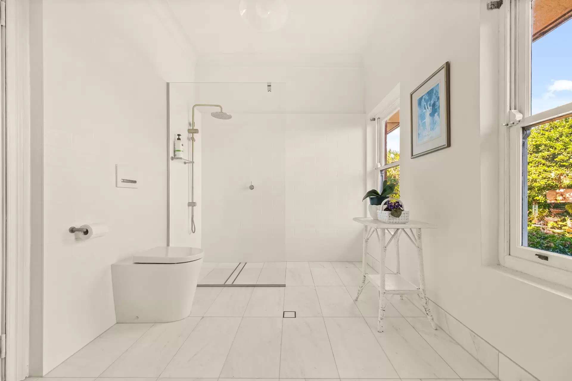 48 Highcrest Avenue, Wavell Heights Sold by Queensland Sotheby's International Realty - image 1