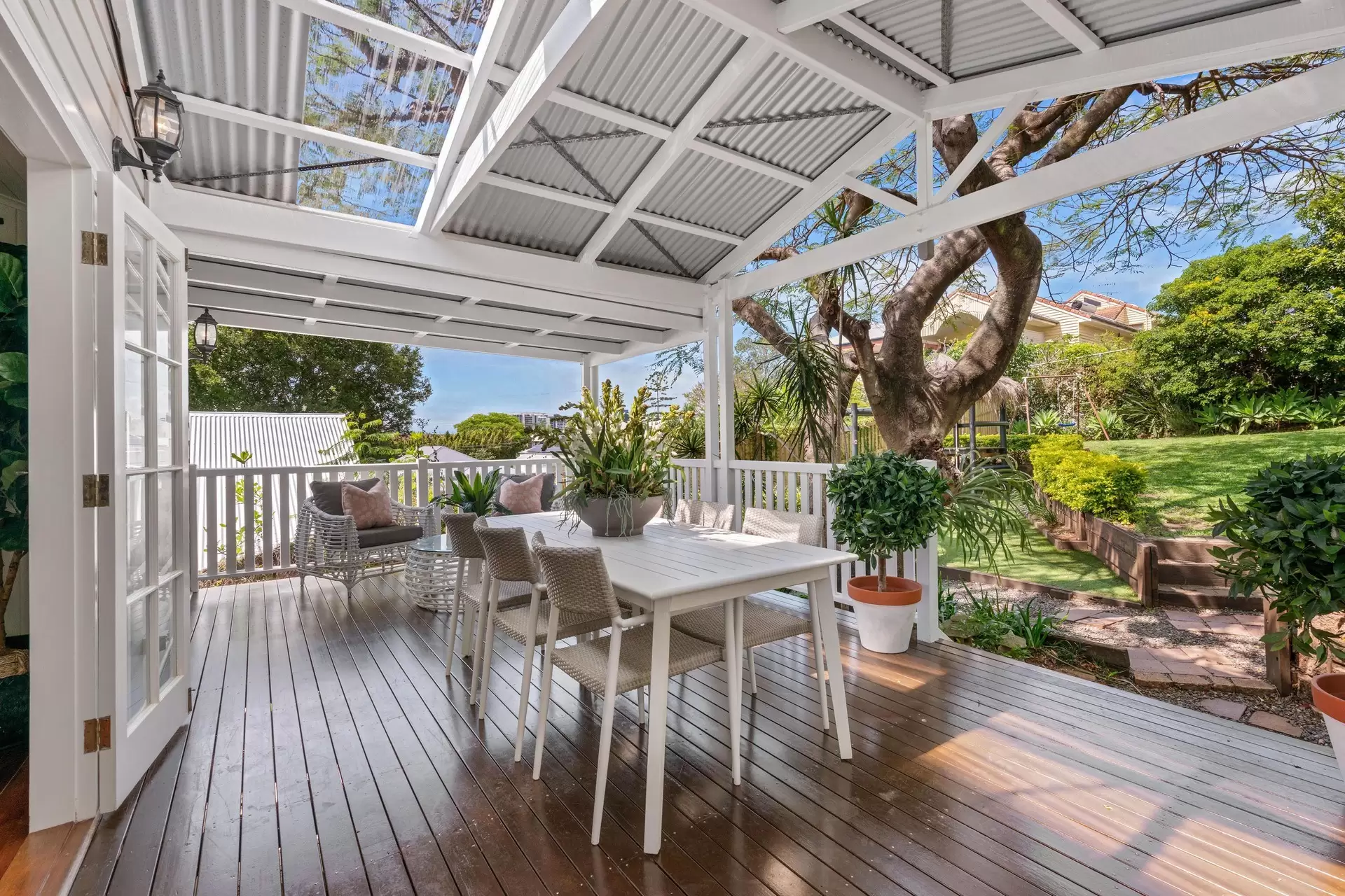 12A Markwell Street, Auchenflower Sold by  - image 1