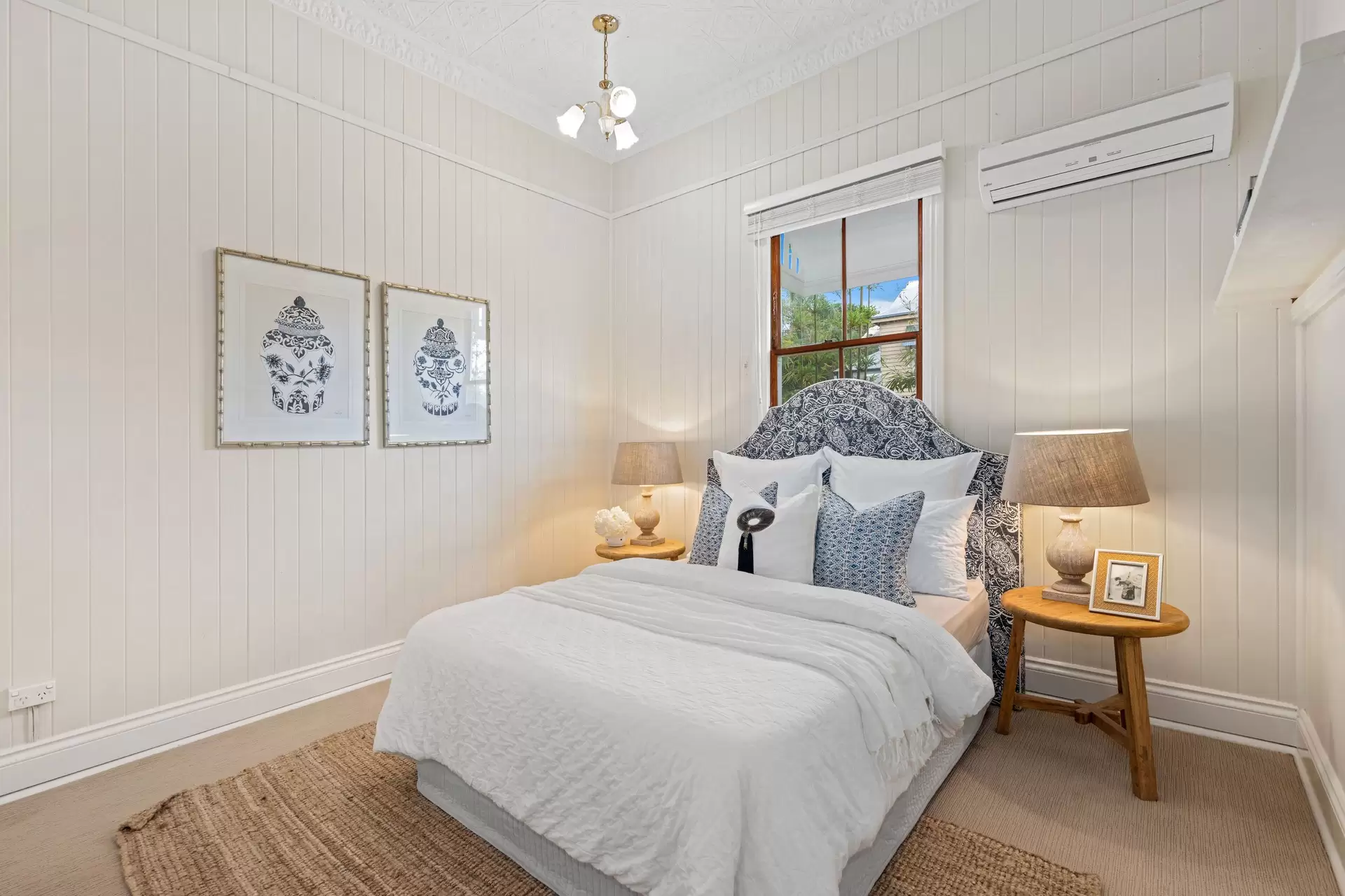 12A Markwell Street, Auchenflower Sold by  - image 1