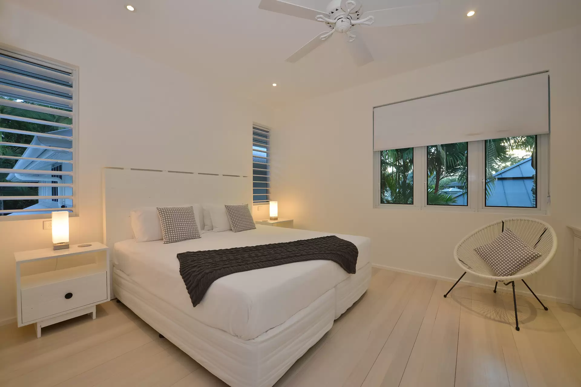 19 Beachfront Mirage Drive, Port Douglas Sold by Queensland Sotheby's International Realty - image 1