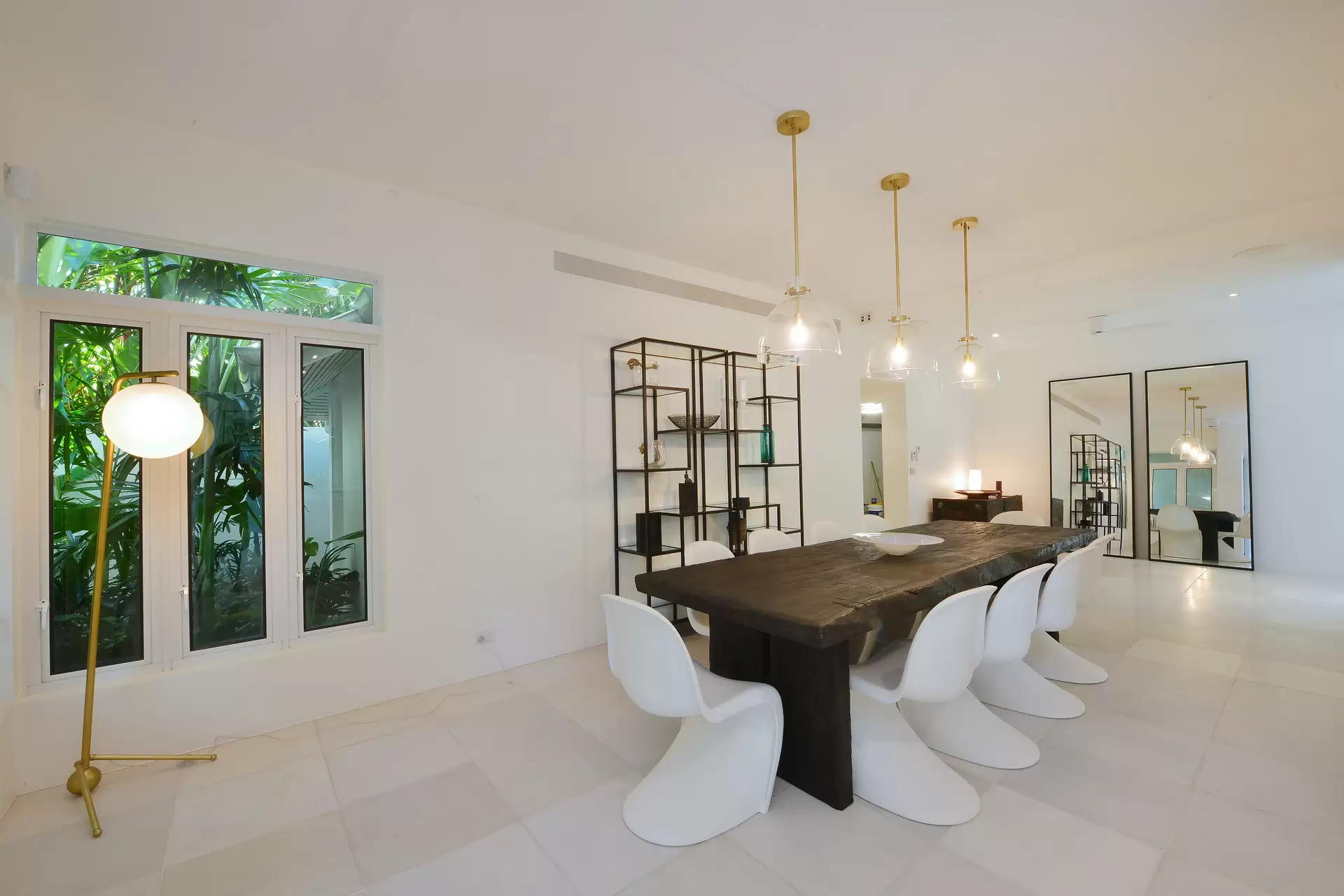 19 Beachfront Mirage Drive, Port Douglas Sold by Queensland Sotheby's International Realty - image 1