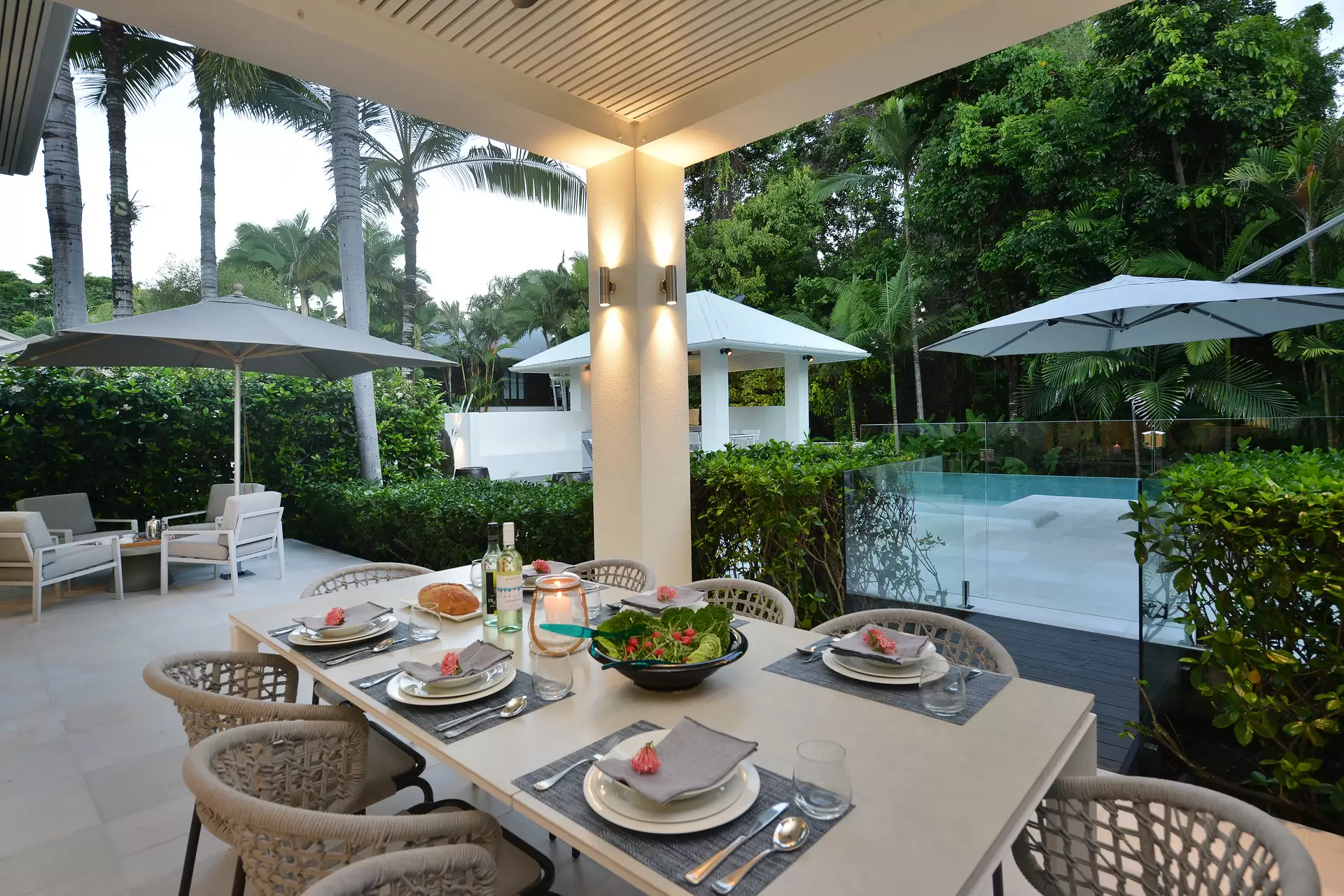 19 Beachfront Mirage Drive, Port Douglas Sold by Queensland Sotheby's International Realty - image 1