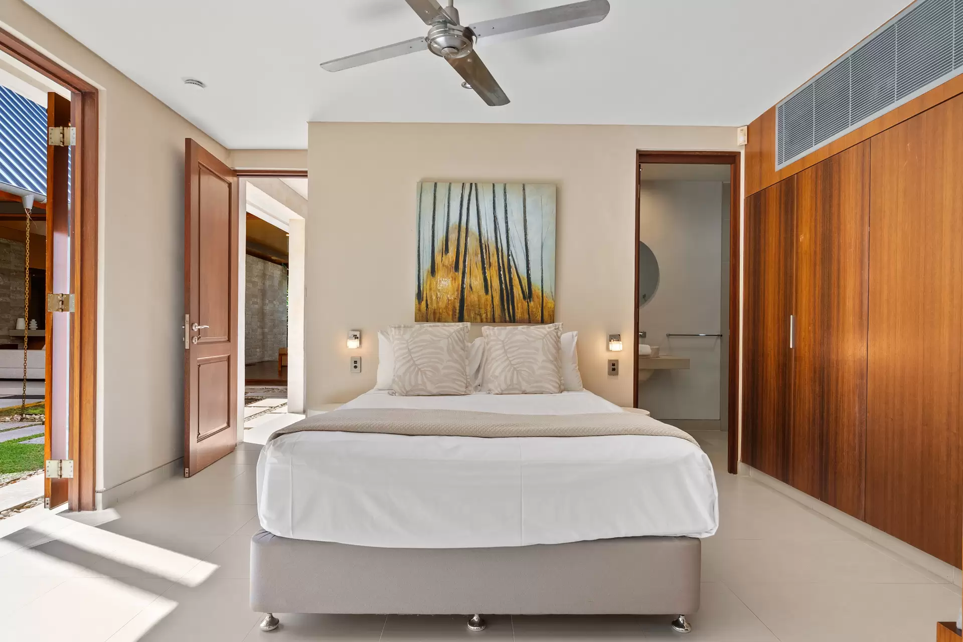 29 Bale Drive, Port Douglas Sold by Queensland Sotheby's International Realty - image 1