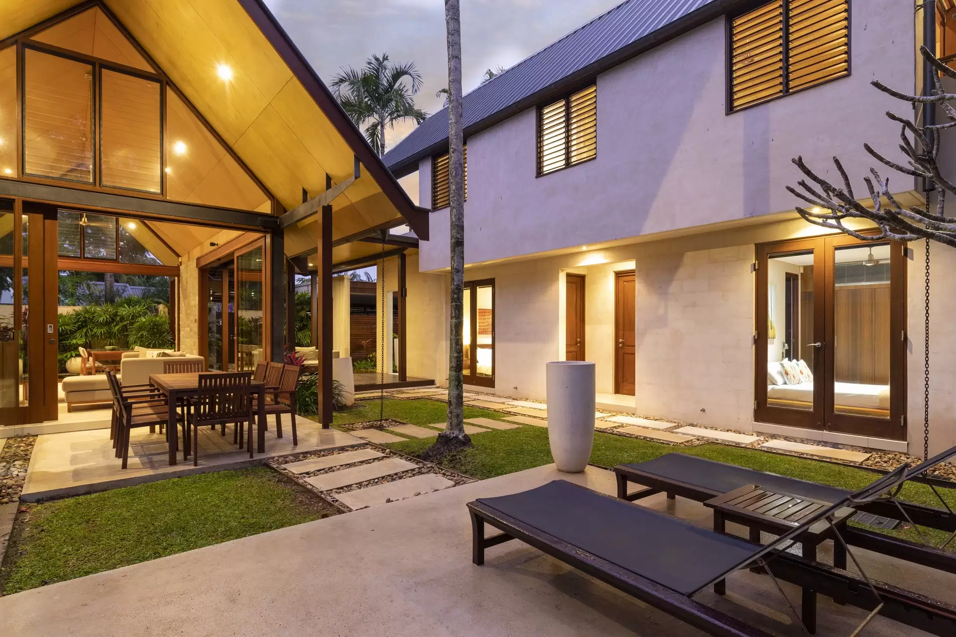 29 Bale Drive, Port Douglas Sold by Queensland Sotheby's International Realty - image 1