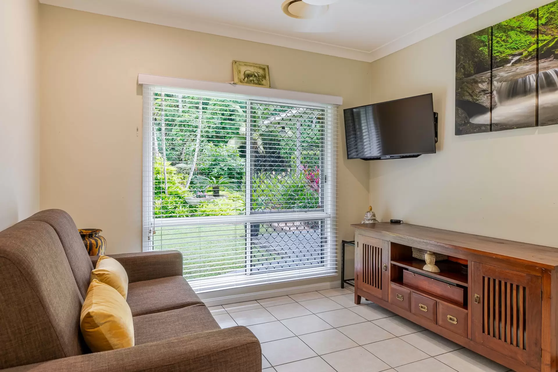 8 Barka Close, Wonga Beach Sold by Queensland Sotheby's International Realty - image 1