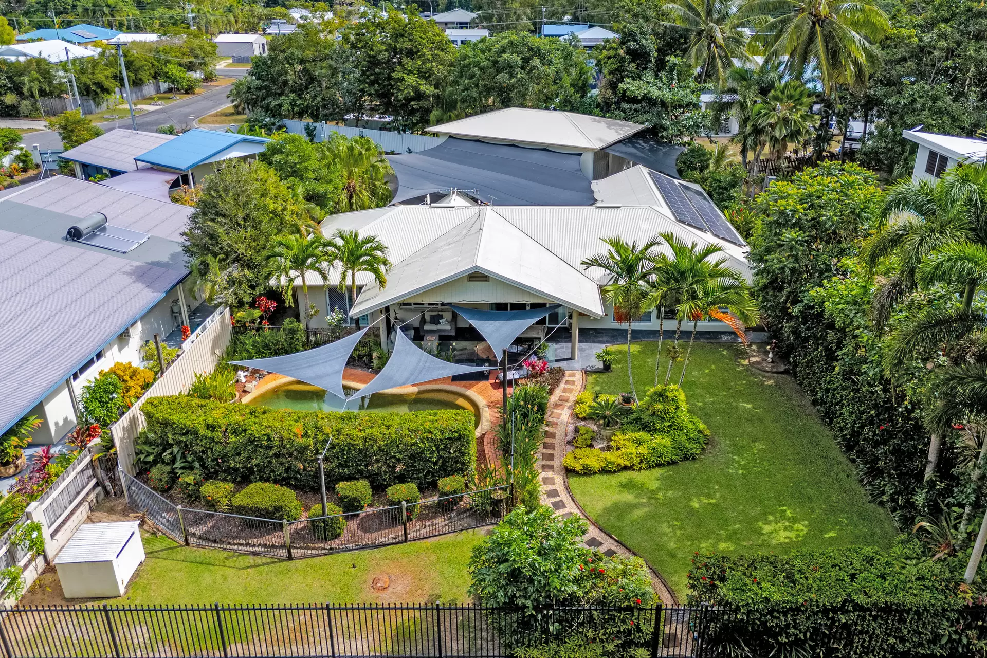 8 Barka Close, Wonga Beach Sold by Queensland Sotheby's International Realty - image 1