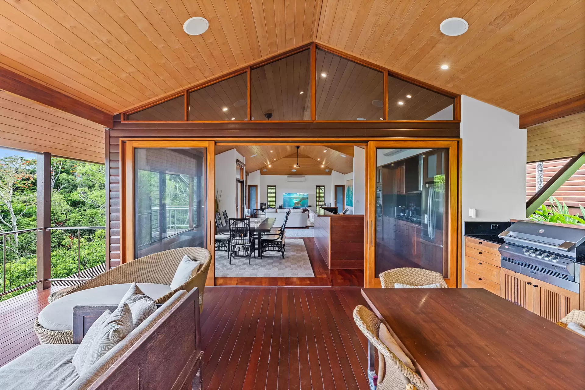 6 Whitsunday Boulevard, Hamilton Island For Sale by Queensland Sotheby's International Realty - image 1