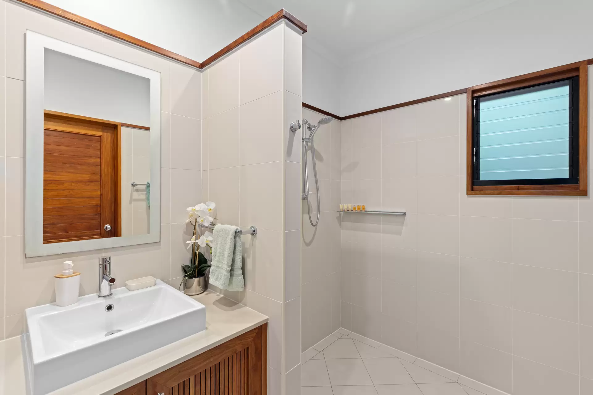 6 Whitsunday Boulevard, Hamilton Island For Sale by Queensland Sotheby's International Realty - image 1