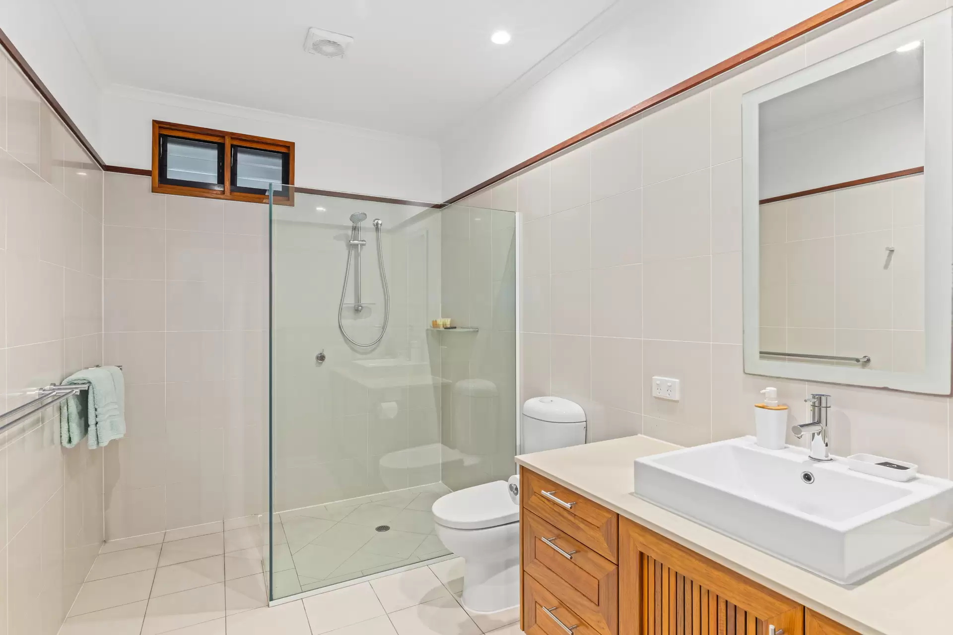6 Whitsunday Boulevard, Hamilton Island For Sale by Queensland Sotheby's International Realty - image 1