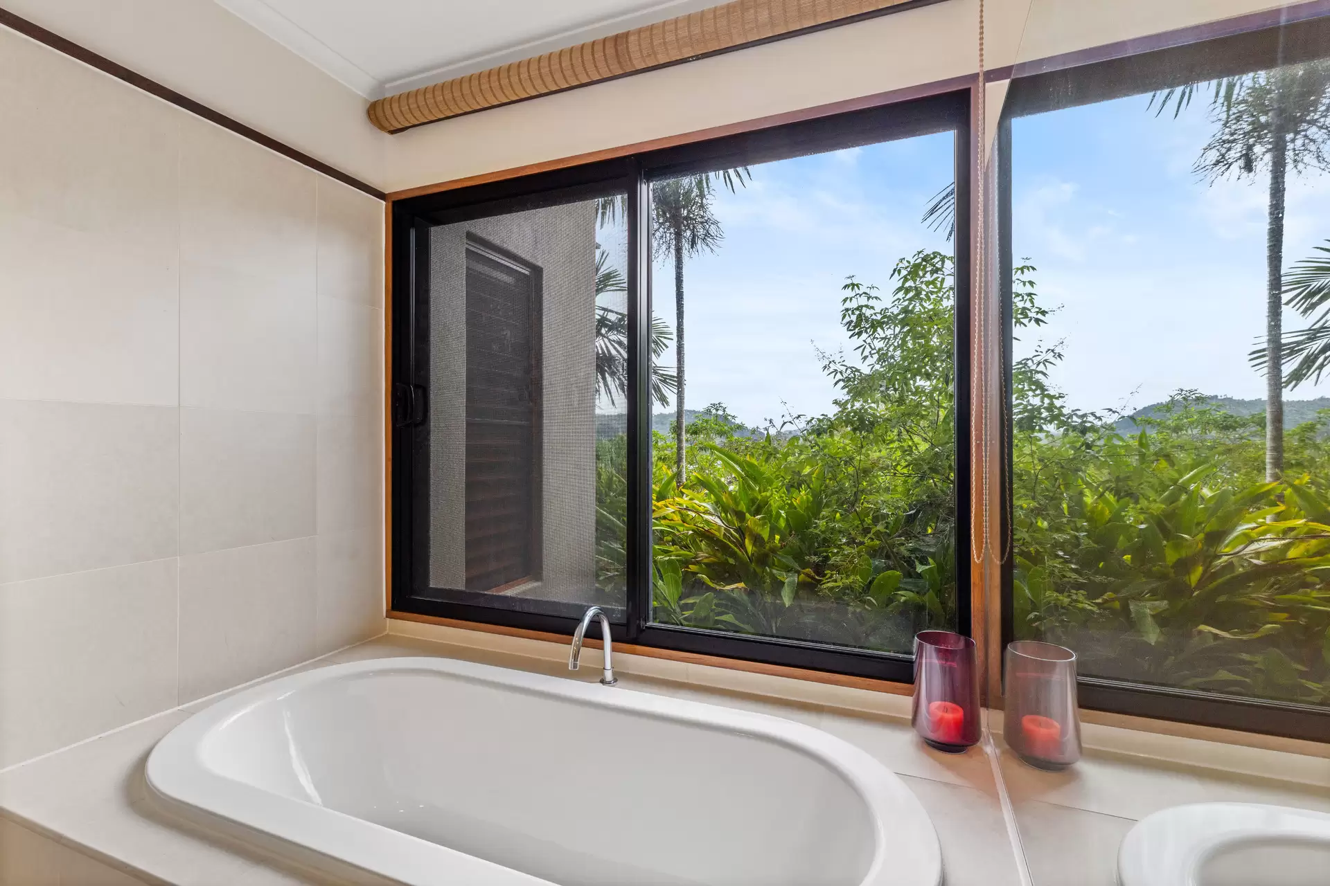 6 Whitsunday Boulevard, Hamilton Island For Sale by Queensland Sotheby's International Realty - image 1