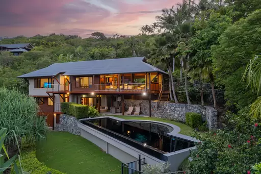 6 Whitsunday Boulevard, Hamilton Island For Sale by Queensland Sotheby's International Realty