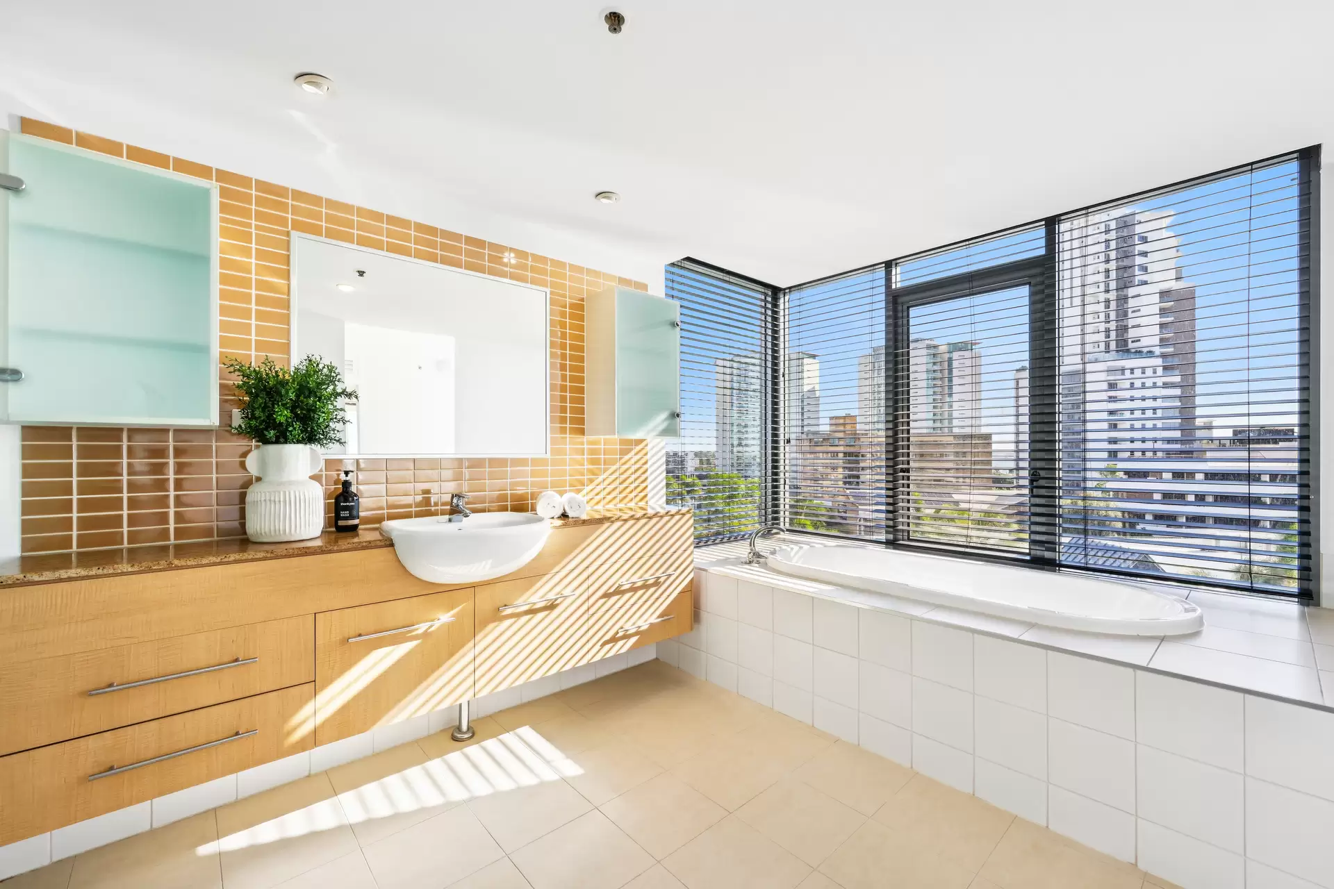 211/105 Scarborough Street, Southport Sold by Queensland Sotheby's International Realty - image 1