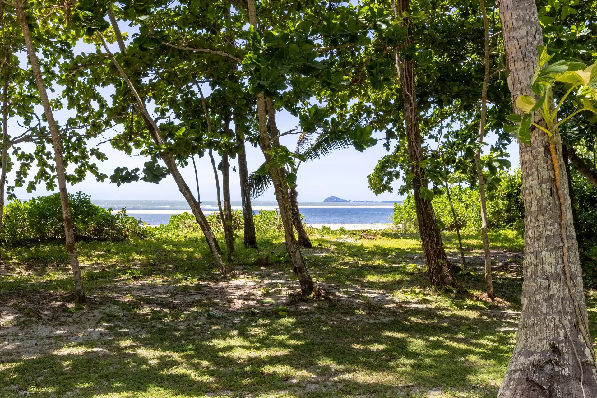 24 Rankin Street, Newell Sold by Queensland Sotheby's International Realty - image 1