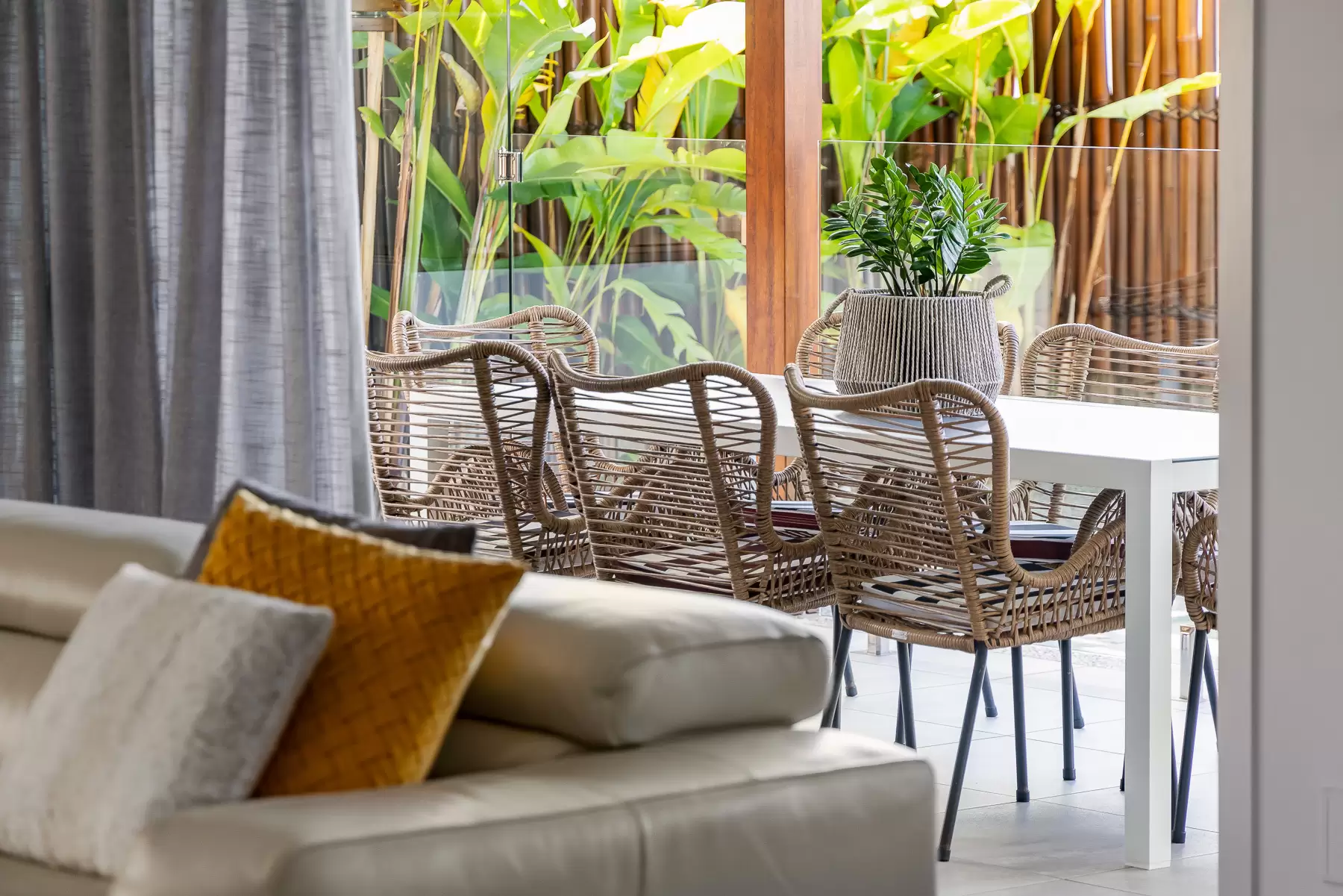 6 Venice Street, Peregian Beach Sold by  - image 1