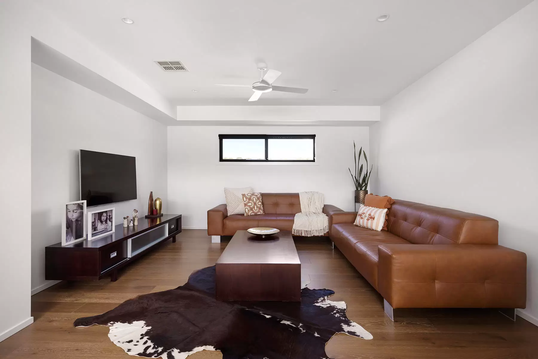 6 Venice Street, Peregian Beach Sold by  - image 1