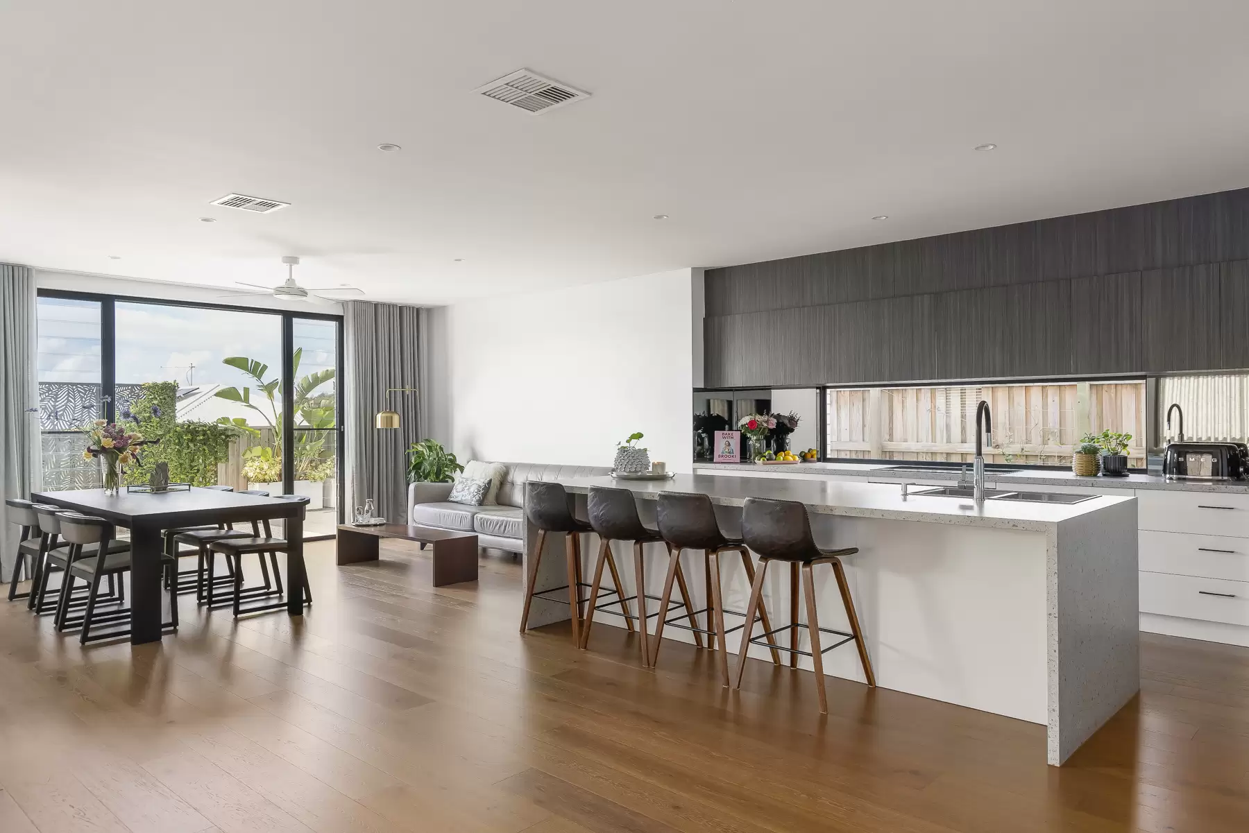 6 Venice Street, Peregian Beach Sold by  - image 1