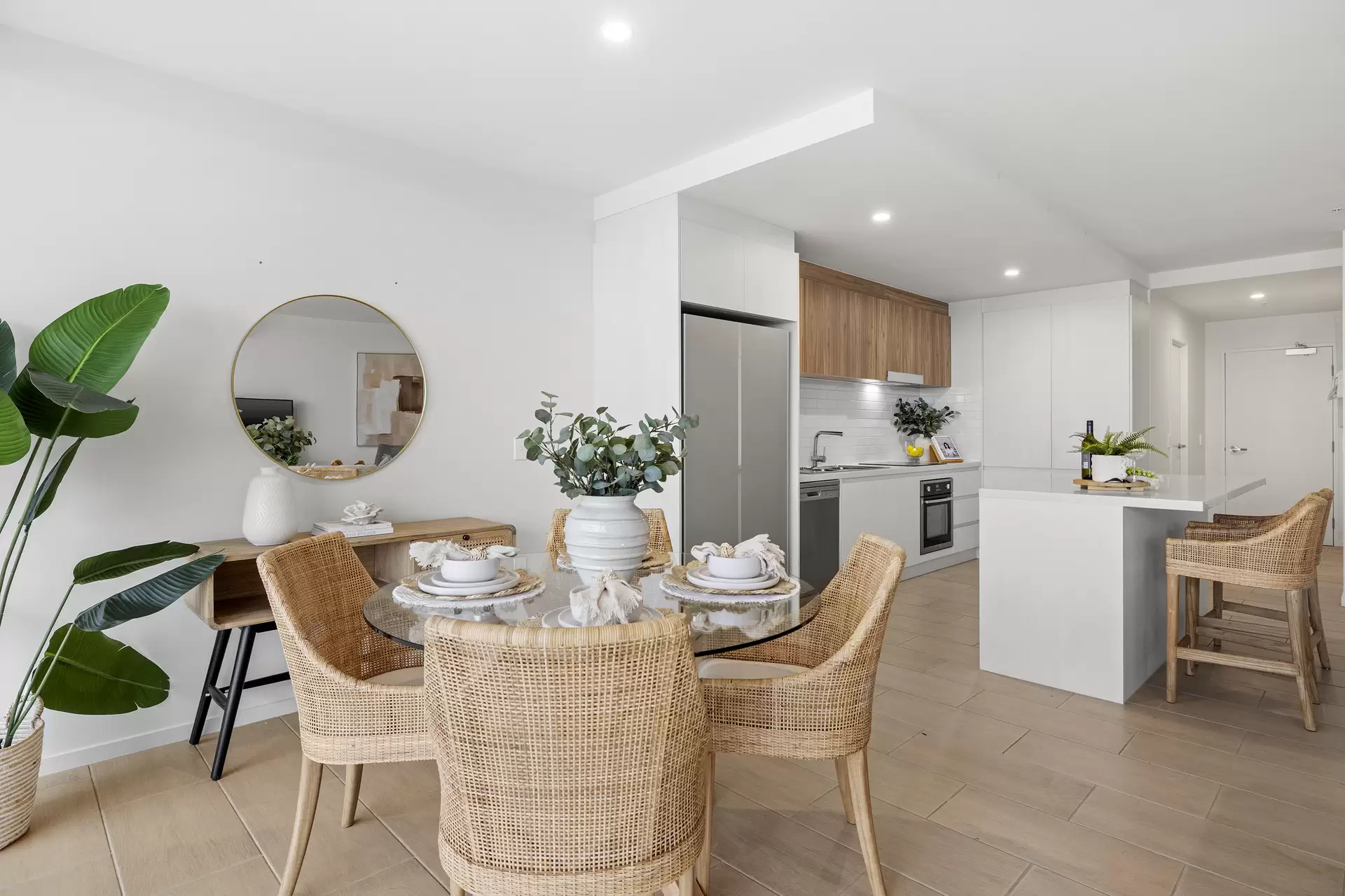 907/9 Market Lane, Maroochydore Sold by Queensland Sotheby's International Realty - image 1