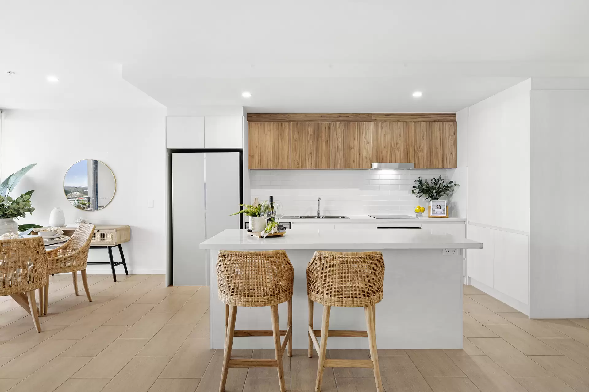 907/9 Market Lane, Maroochydore Sold by Queensland Sotheby's International Realty - image 1