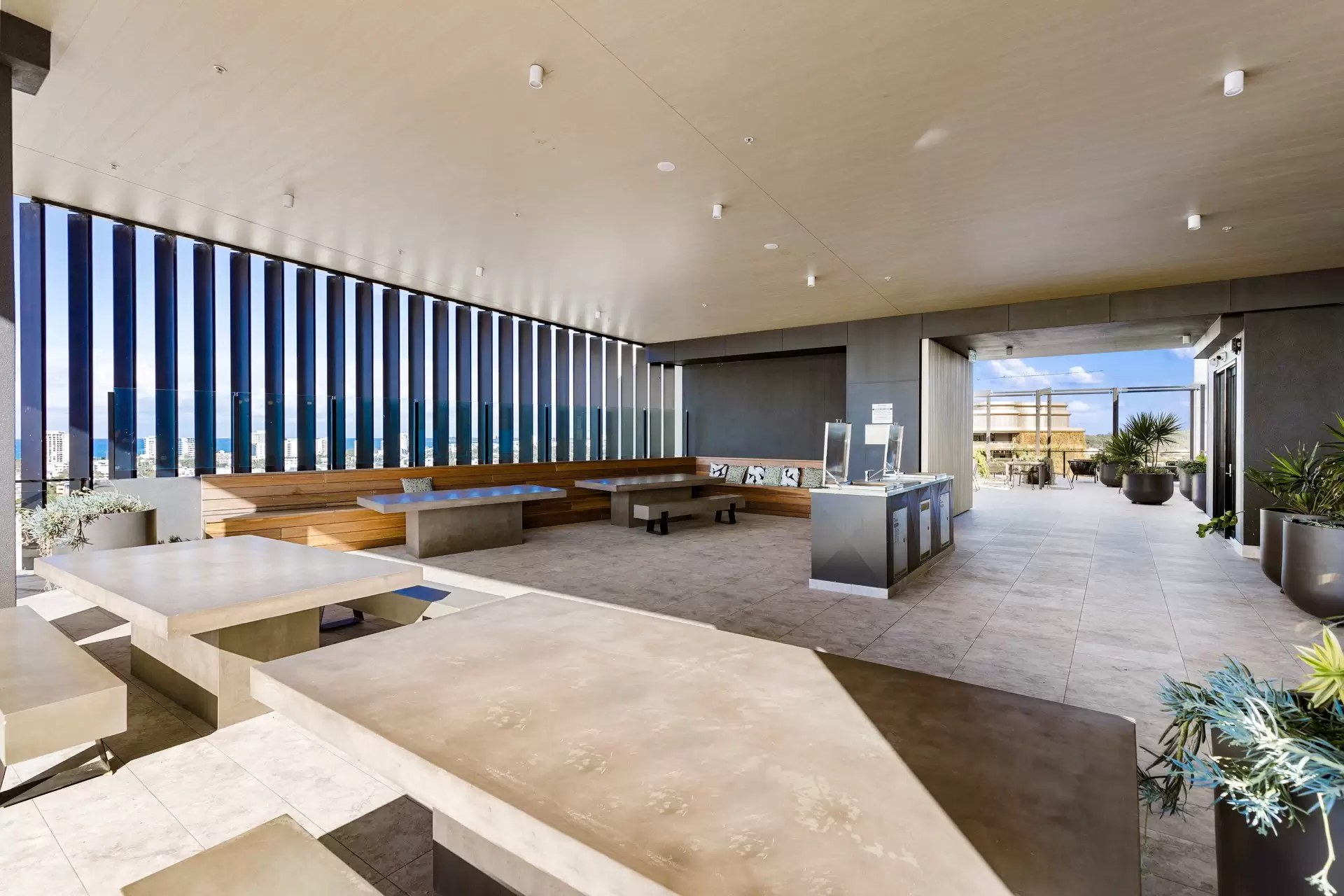 907/9 Market Lane, Maroochydore Sold by Queensland Sotheby's International Realty - image 1