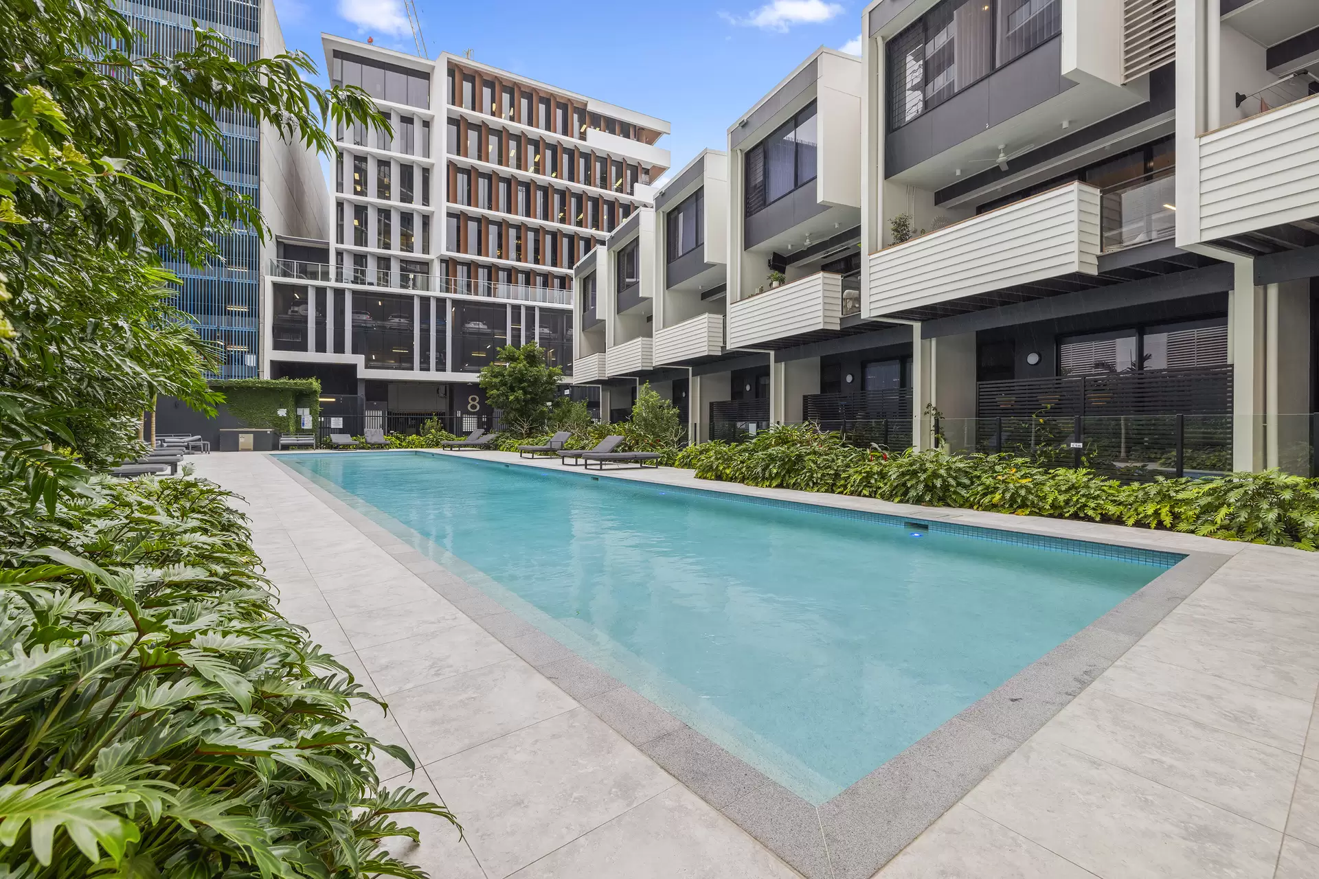 907/9 Market Lane, Maroochydore Sold by Queensland Sotheby's International Realty - image 1
